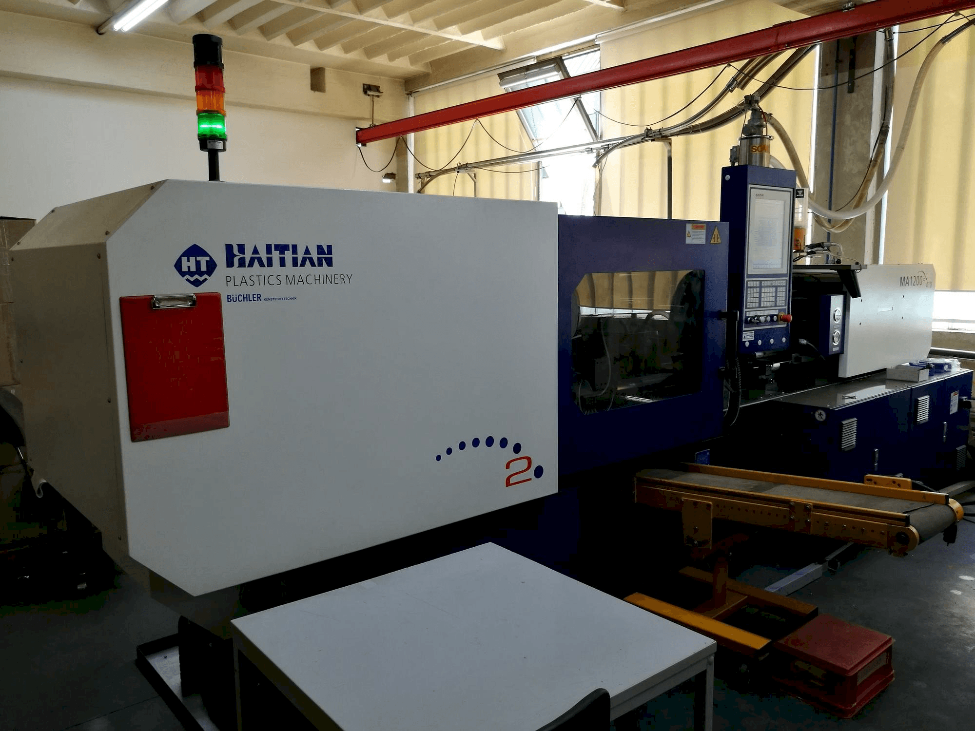 Vista frontale della macchina HAITIAN Mars 2 - 1200