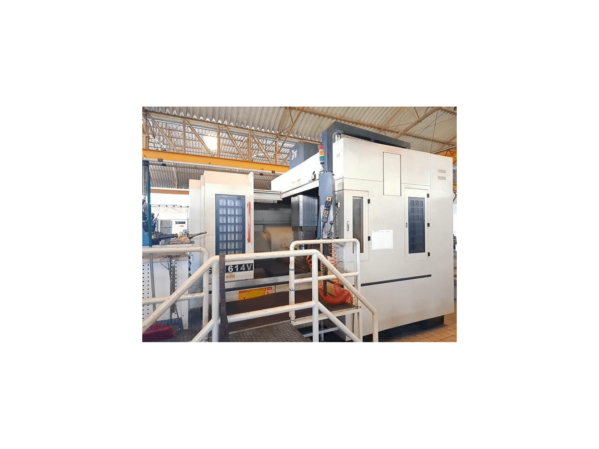 Vista frontale della macchina GENTIGER GT-1614