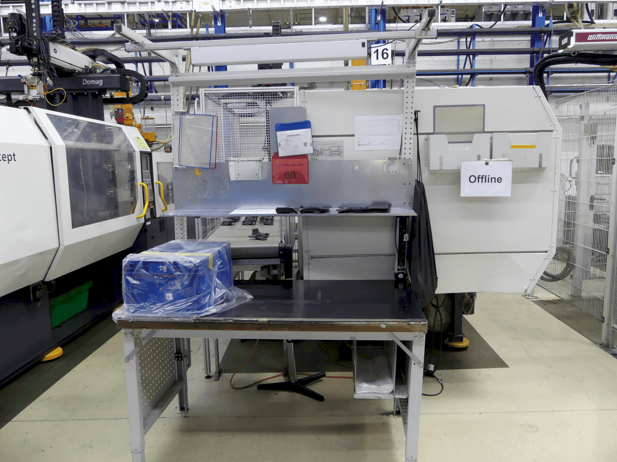 Vista frontale della macchina DEMAG Ergo-Tech 250-1450