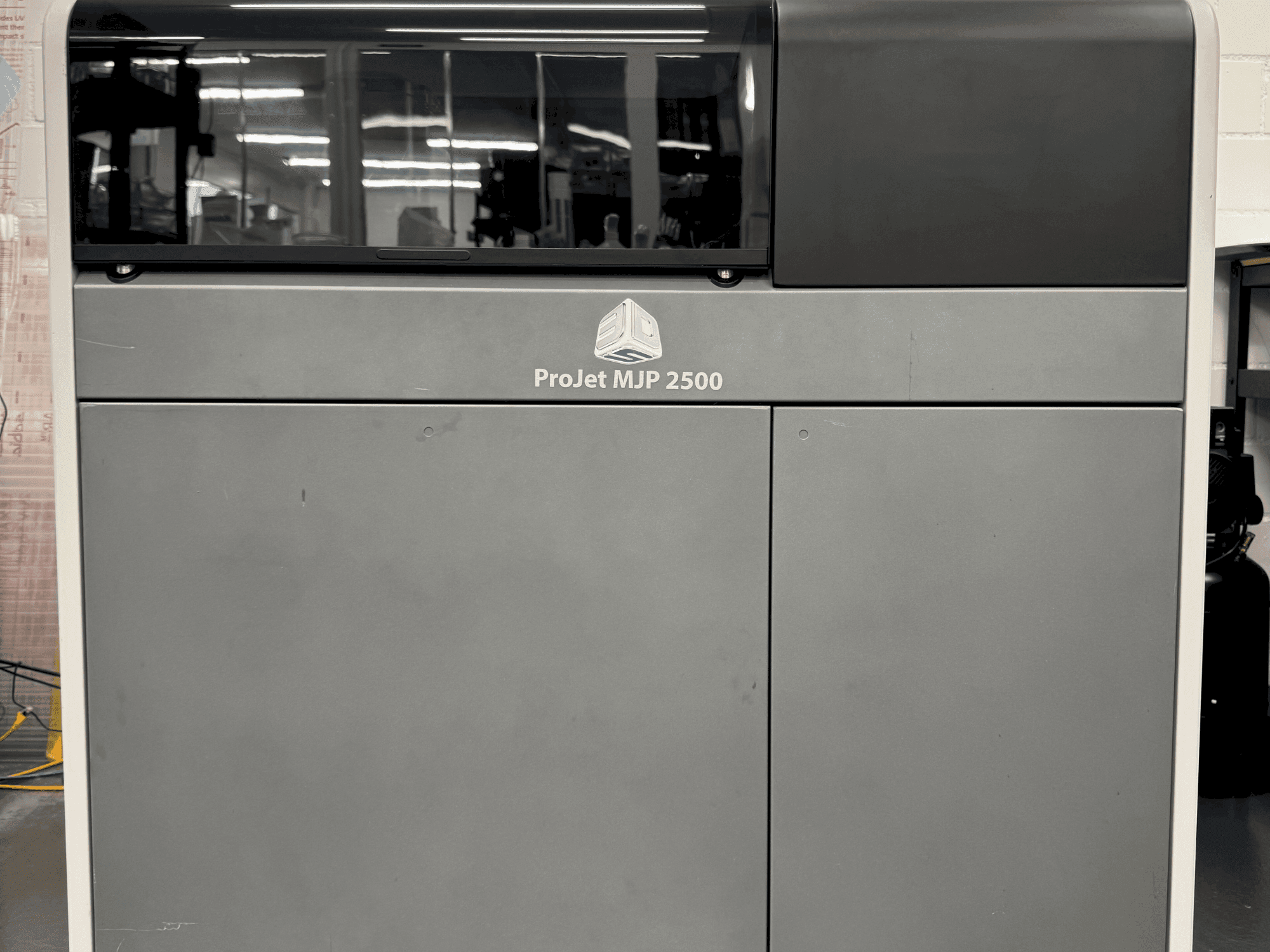 Vista frontale della macchina STEINER Projet MJP 2500 Plus