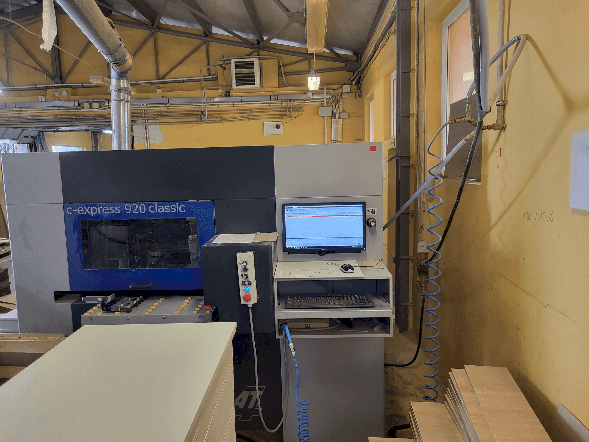 Vista frontale della macchina FELDER FORMAT 4 C-Express Classic