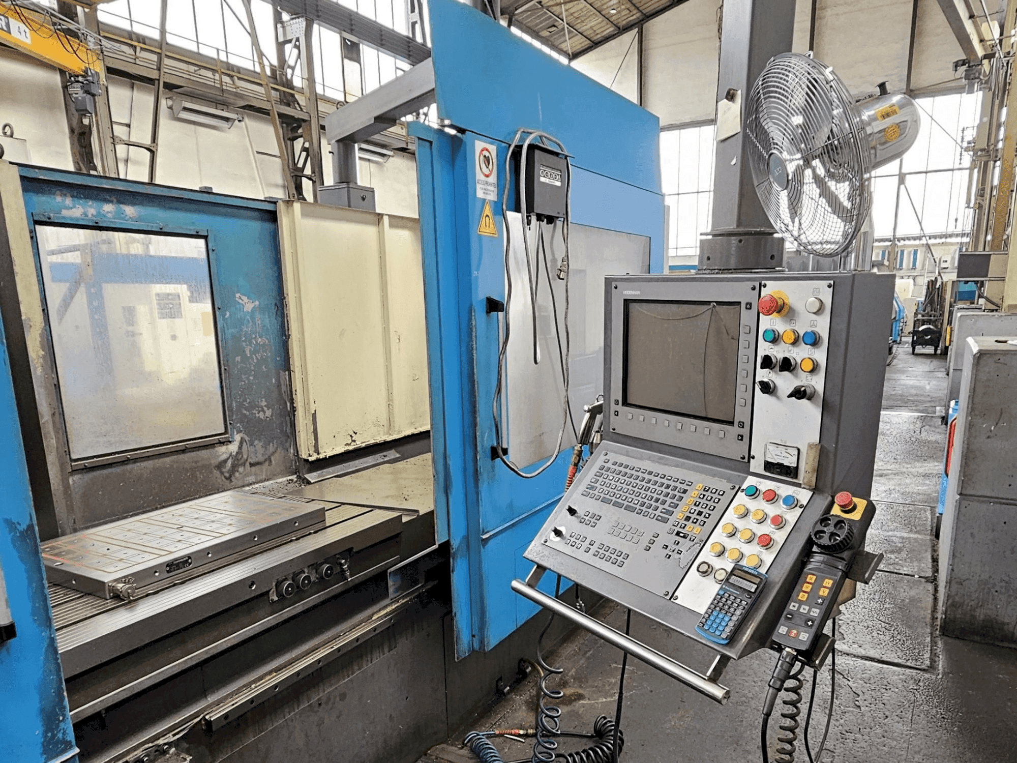 Vista frontale della macchina ANAYAK Performer 2500