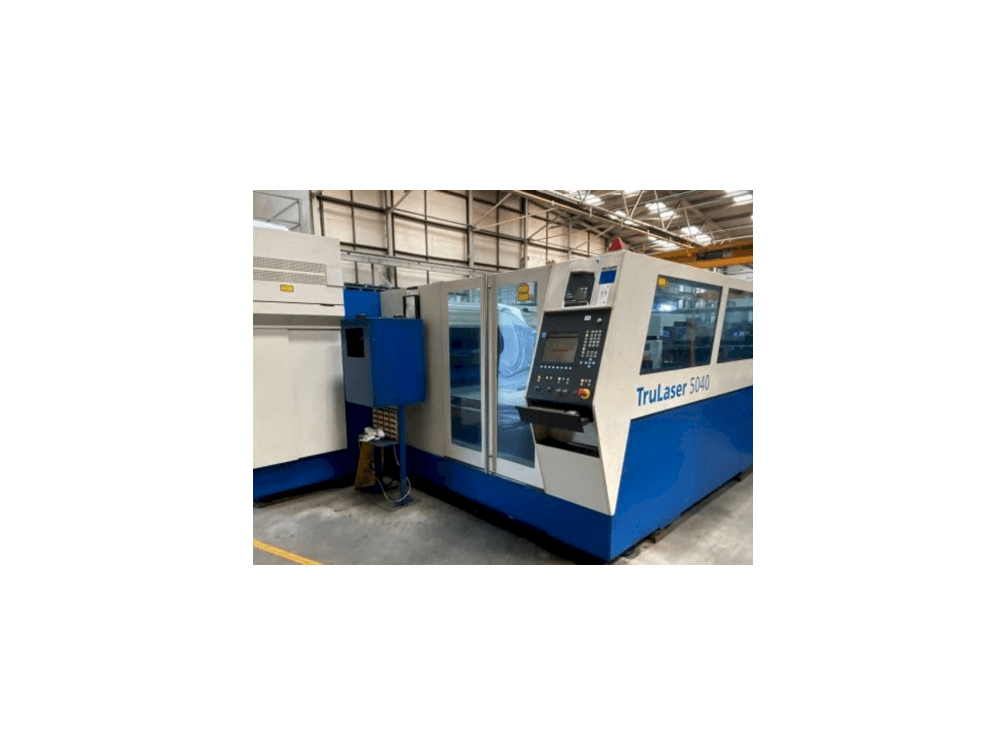 Vista frontale della macchina Trumpf TruLaser 5040