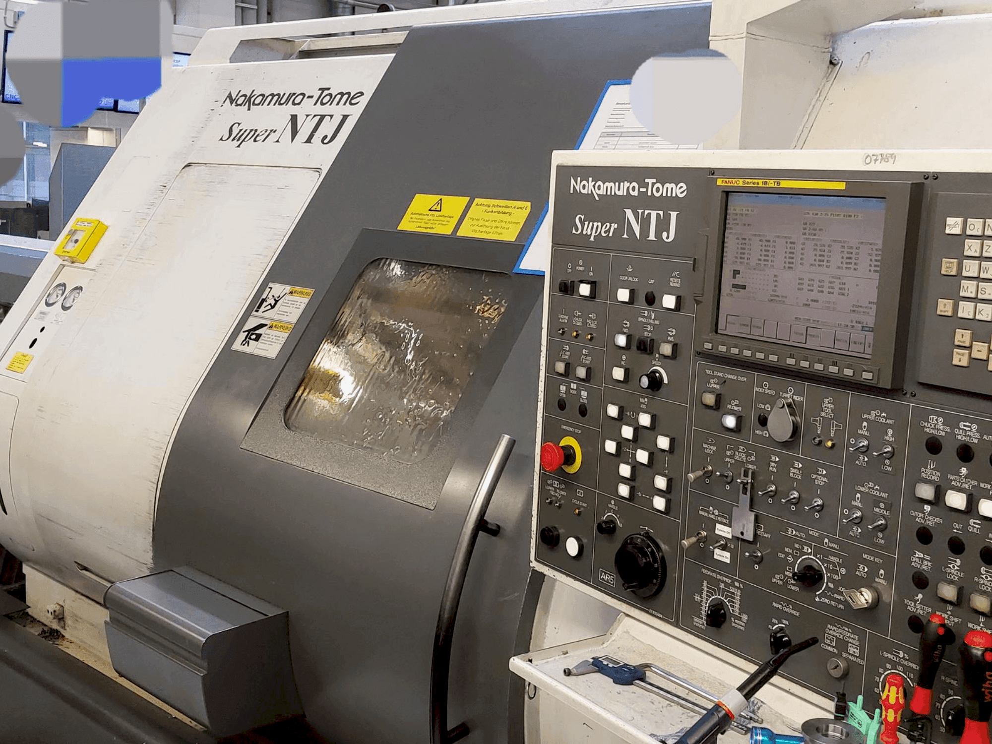 Vista frontale della macchina NAKAMURA Super NTJ (2006)