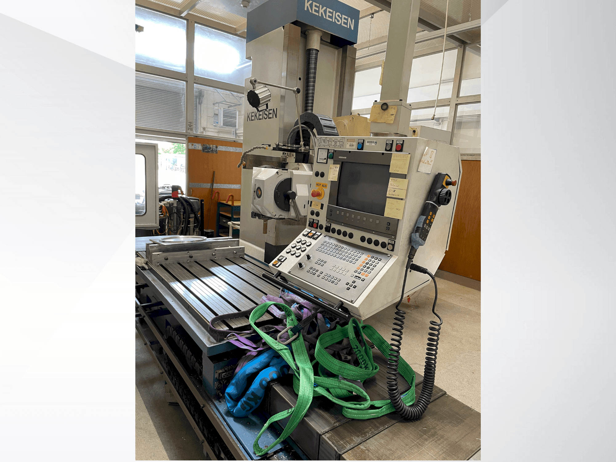 Vista frontale della macchina Kekeisen UBF 1600/15