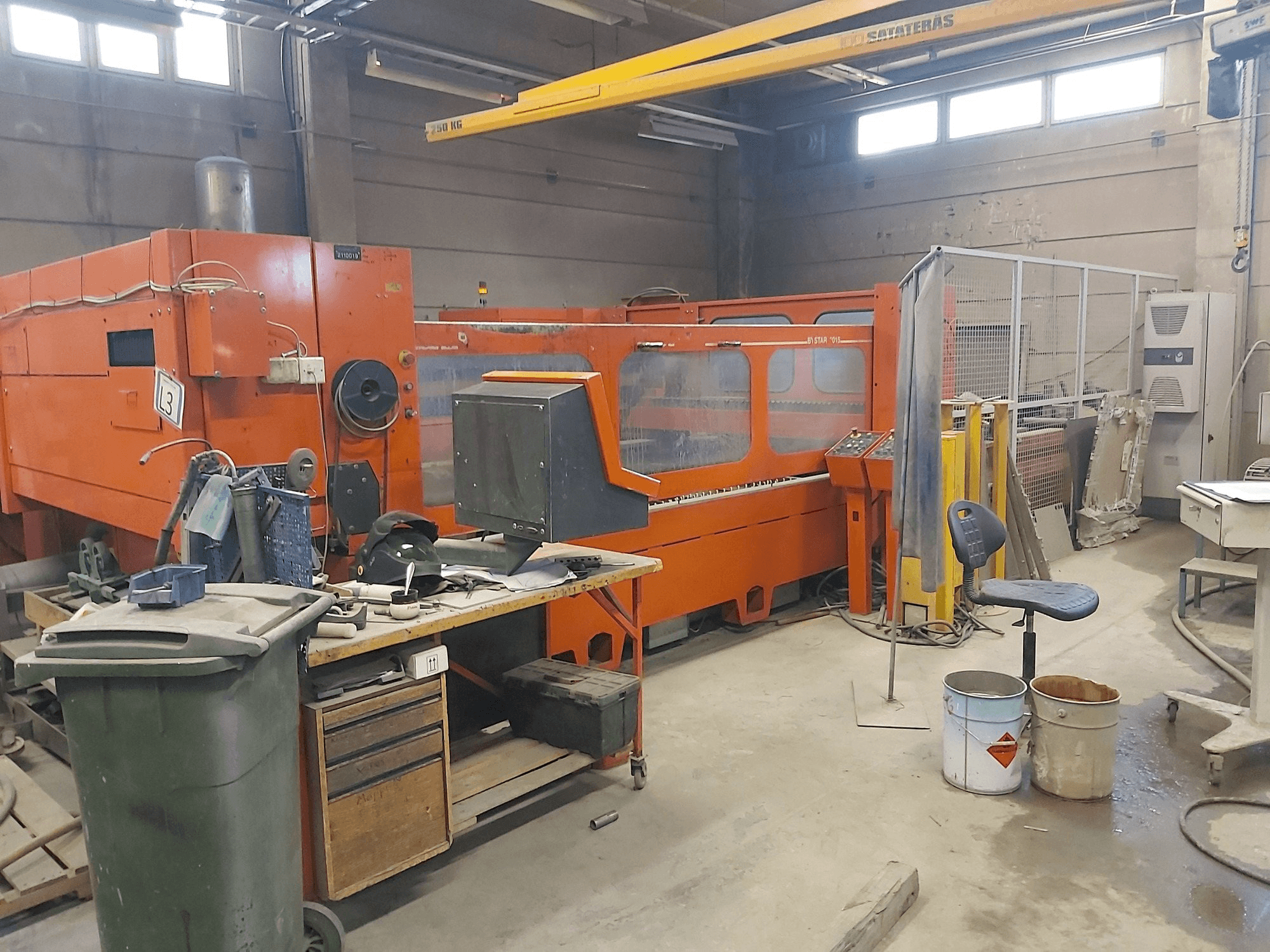 Vista frontale della macchina Bystronic BTL 3500