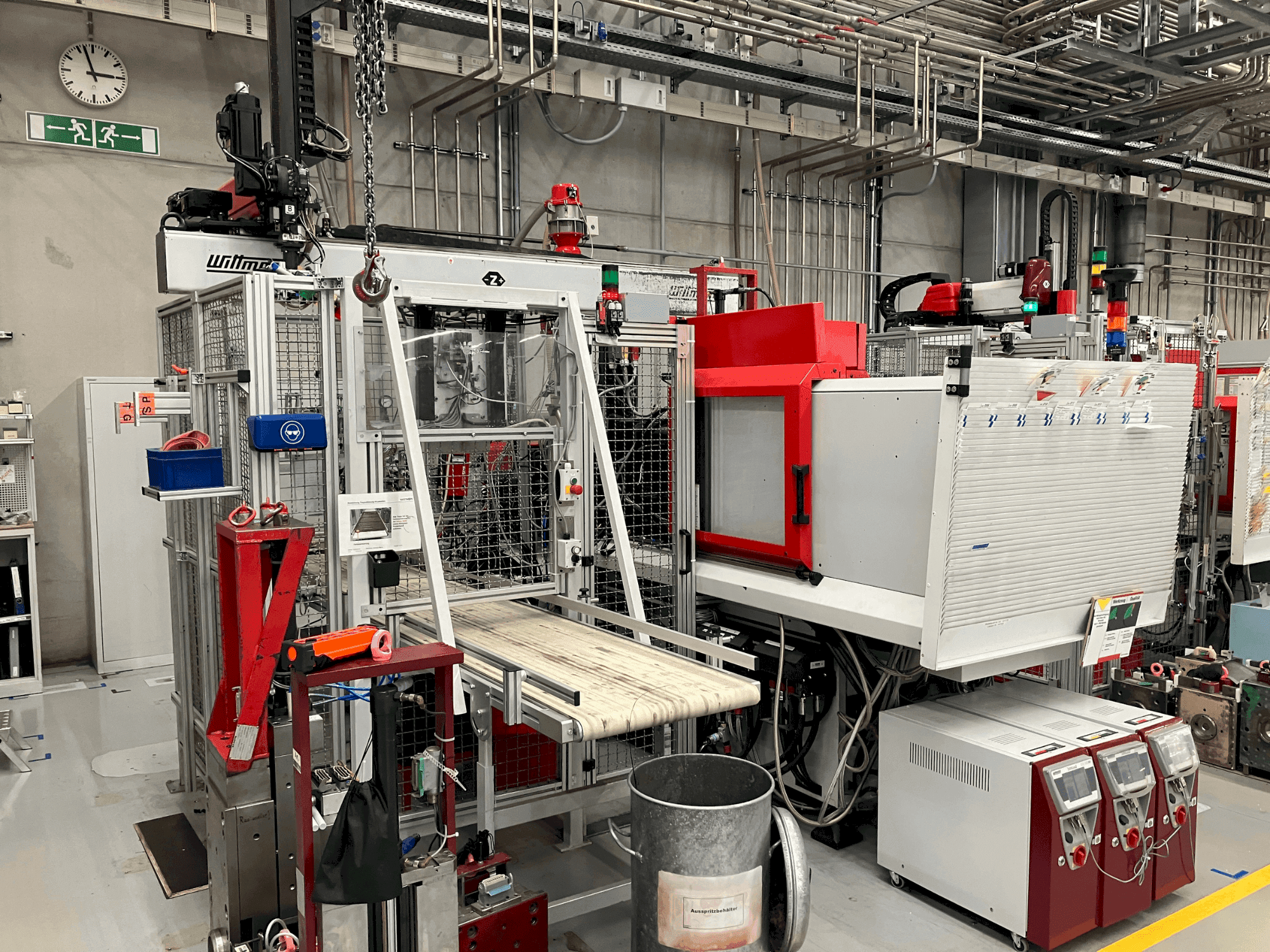 Vista frontale della macchina Arburg Allrounder 420 S 800-350