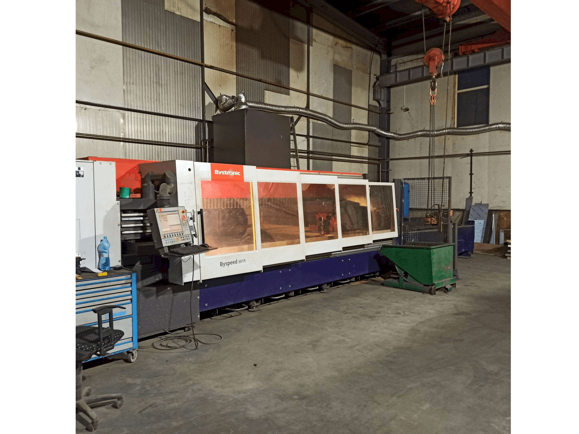 Vista frontale della macchina Bystronic BySpeed 3015