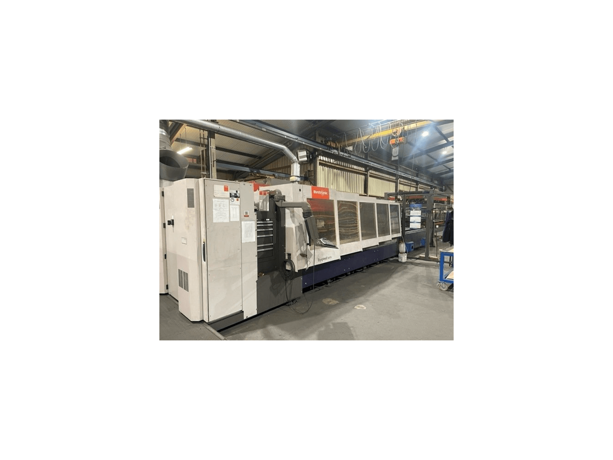 Vista frontale della macchina Bystronic BySpeed 3015