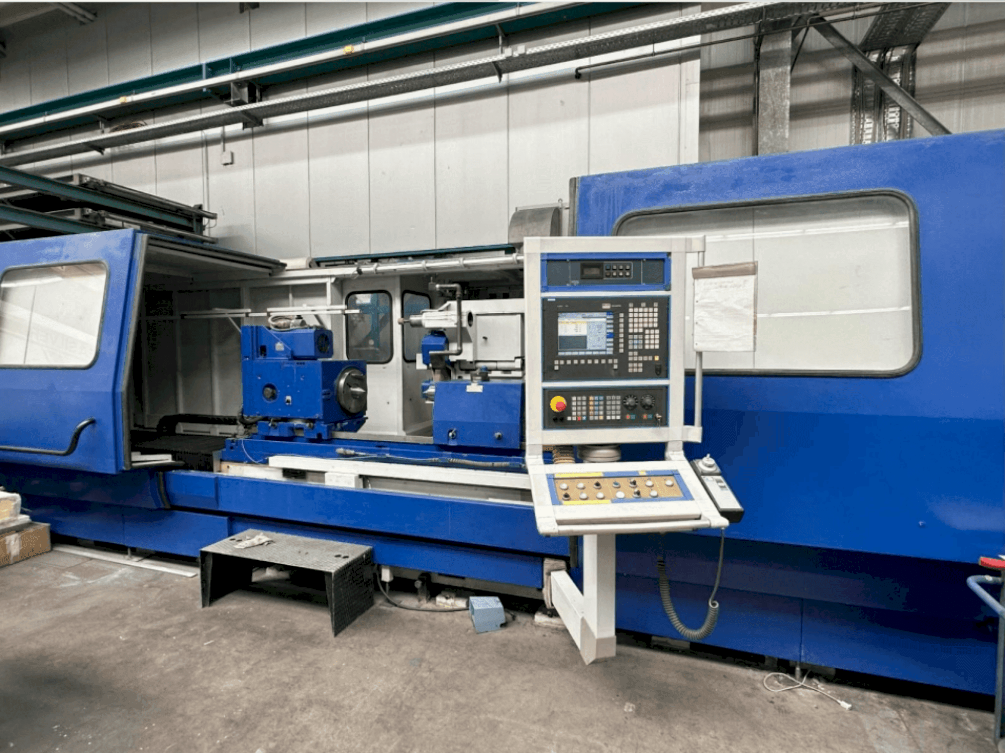 Vista frontale della macchina Cetos BUC 63C CNC/2000