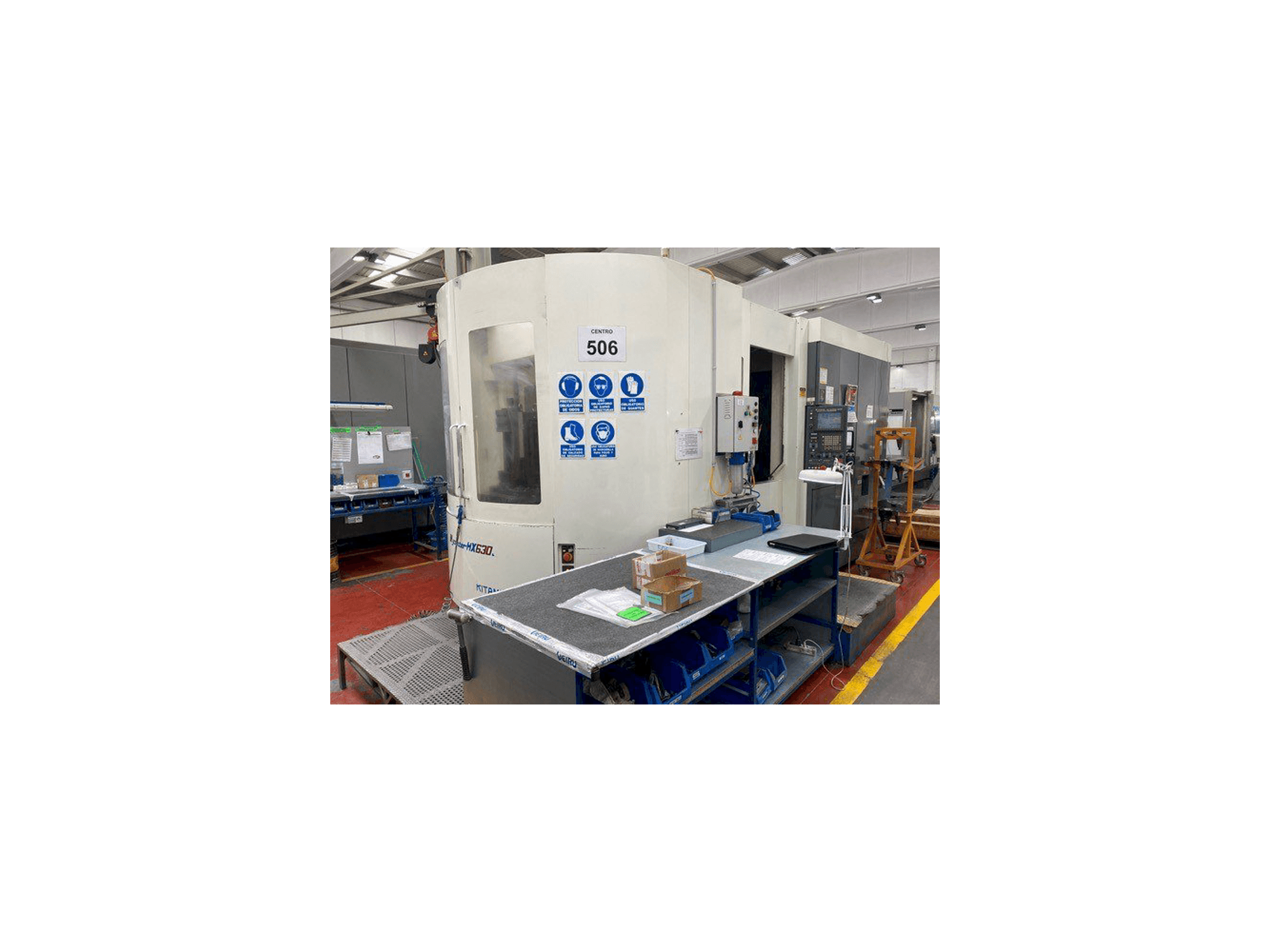 Vista frontale della macchina Kitamura Mycenter HX630L