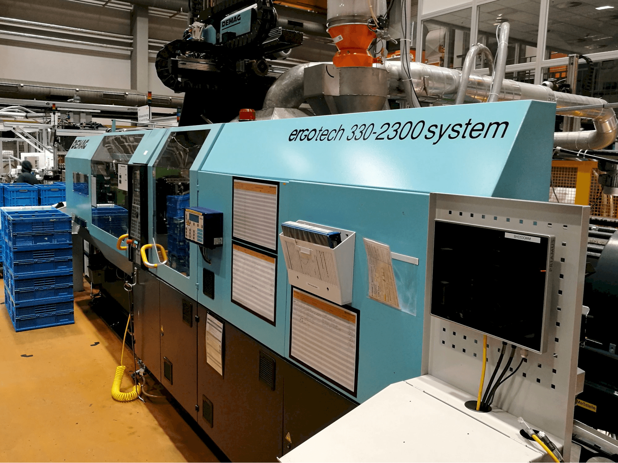 Vista lato destro della macchina DEMAG Ergotech 330-2300