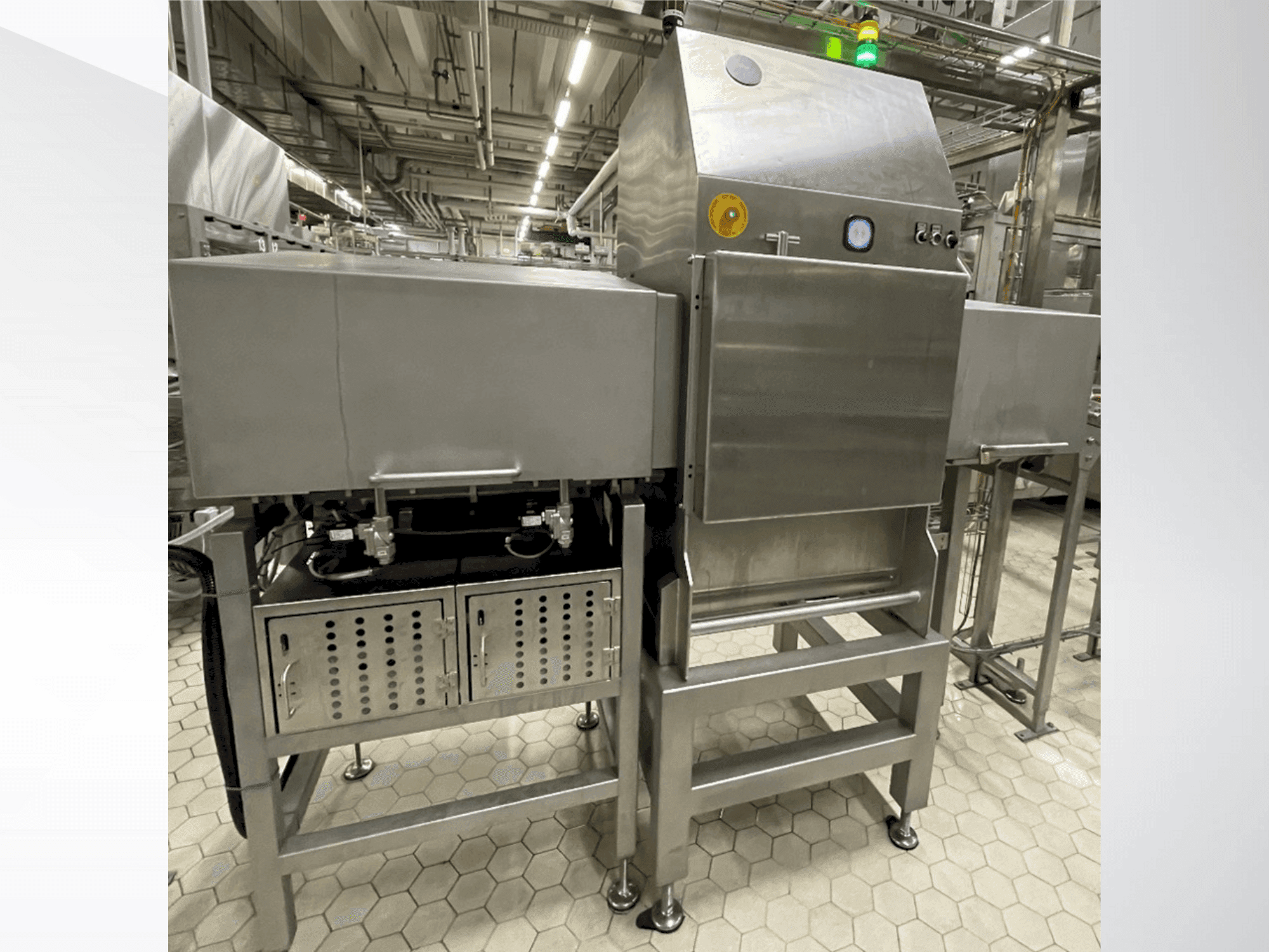 Vista frontale della macchina WIPOTEC SC 30