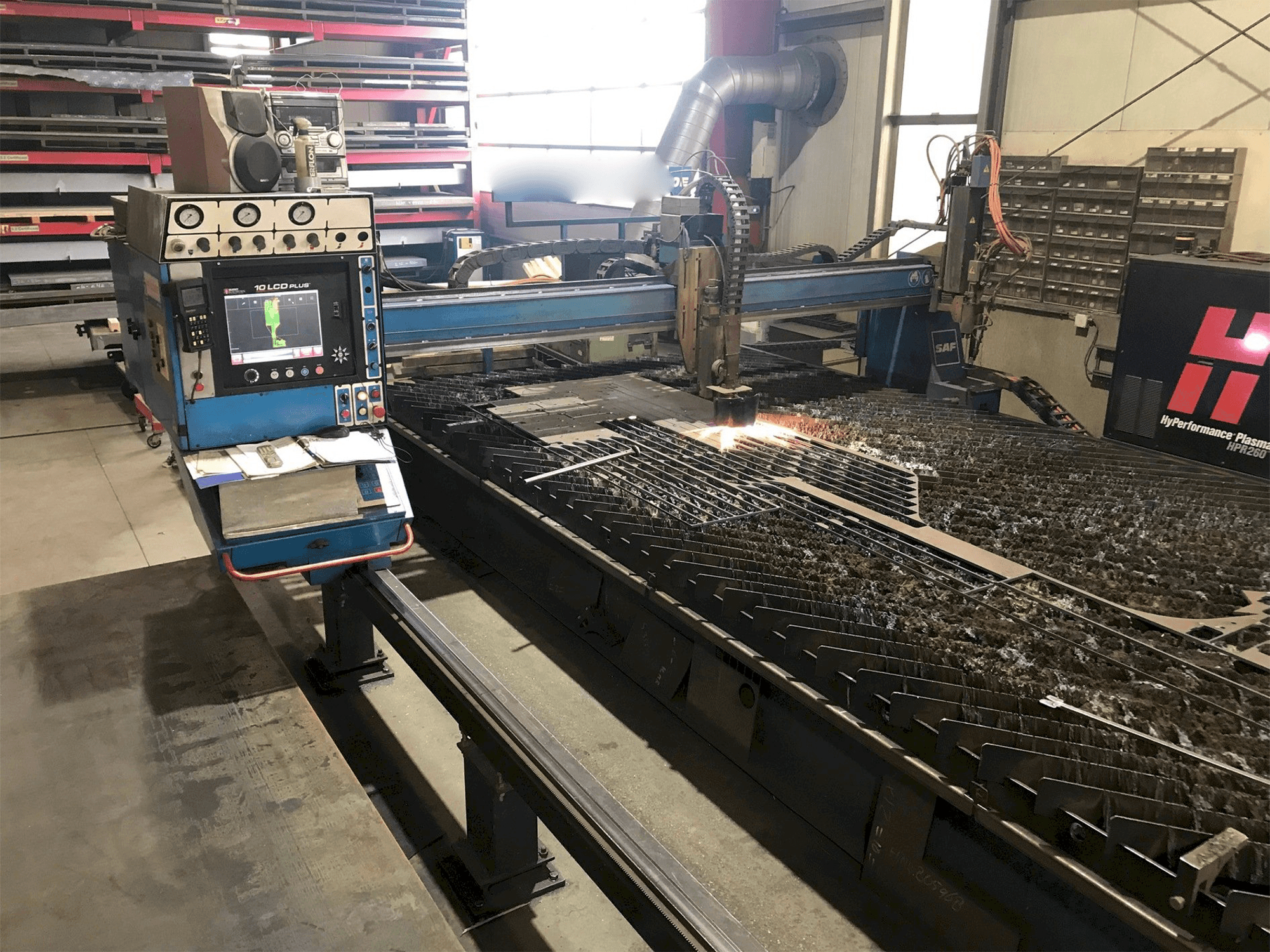 Vista frontale della macchina SAF Oxytome B30E