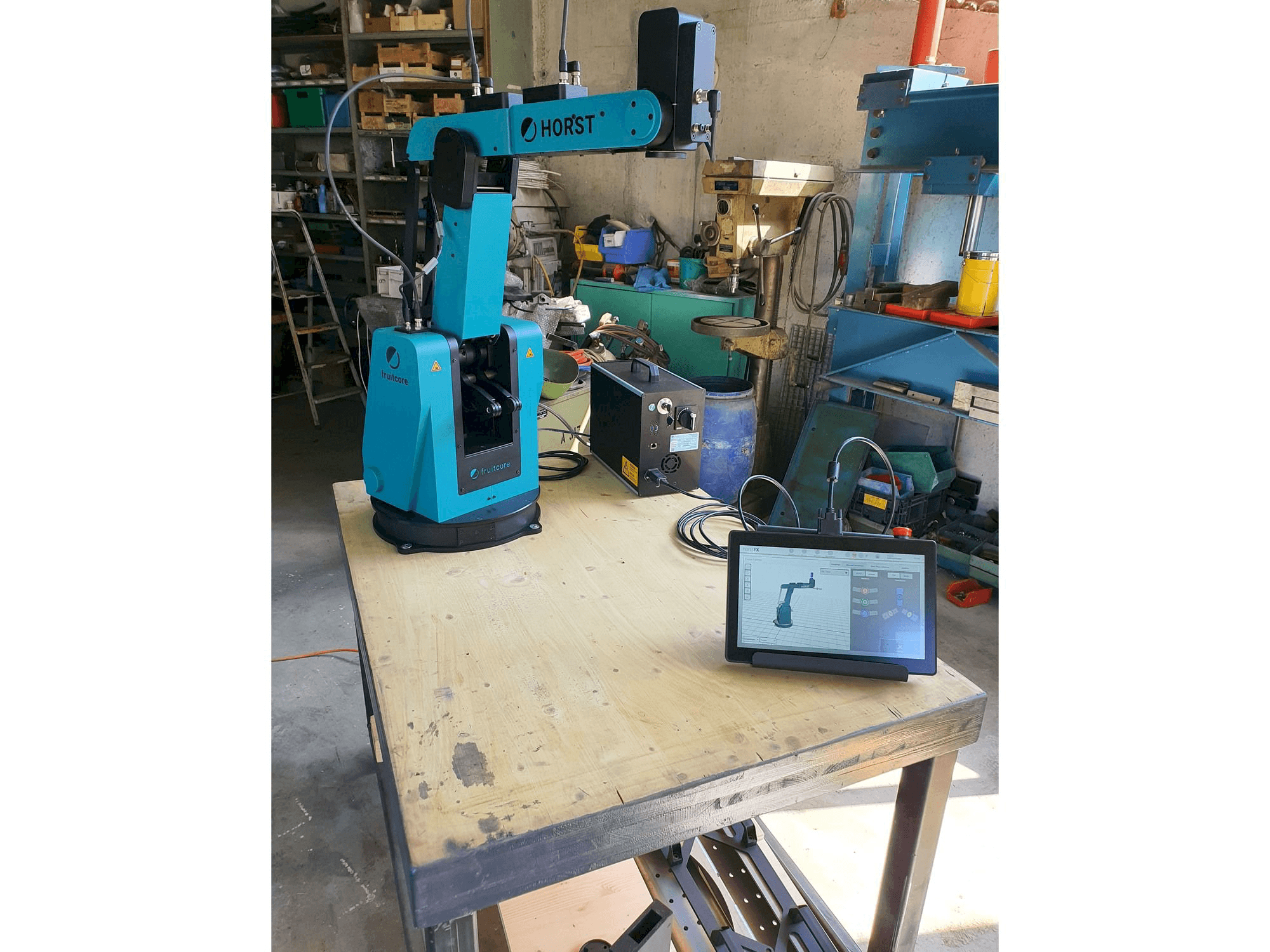 Vista frontale della macchina Fruitcore Horst 900