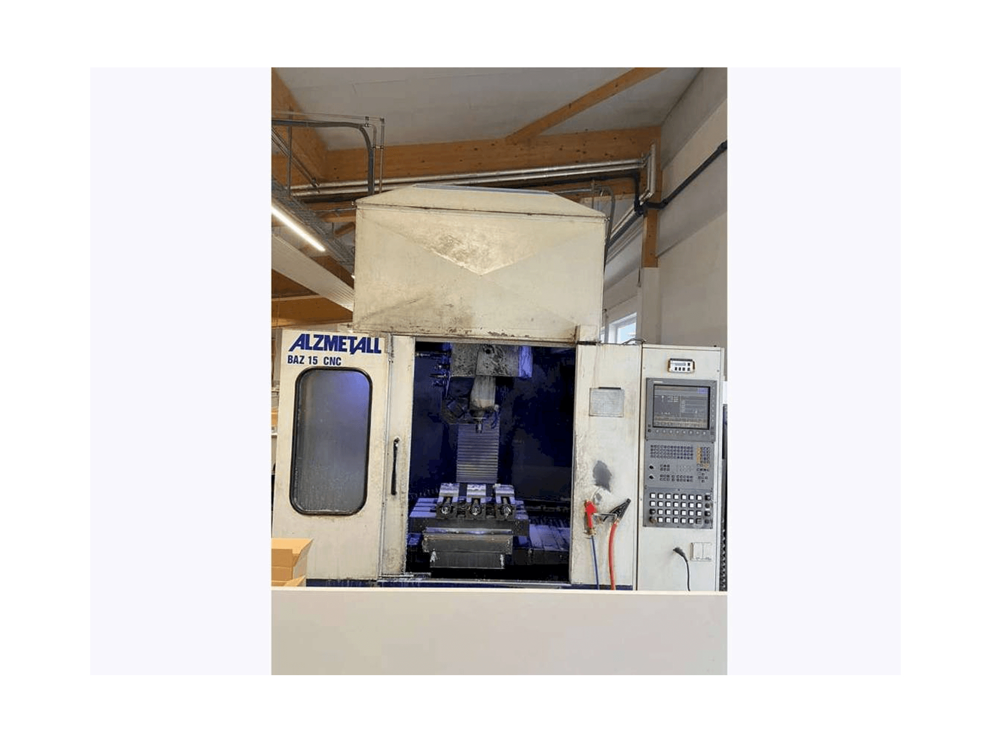 Vista frontale della macchina Alzmetall CNC BAZ 15