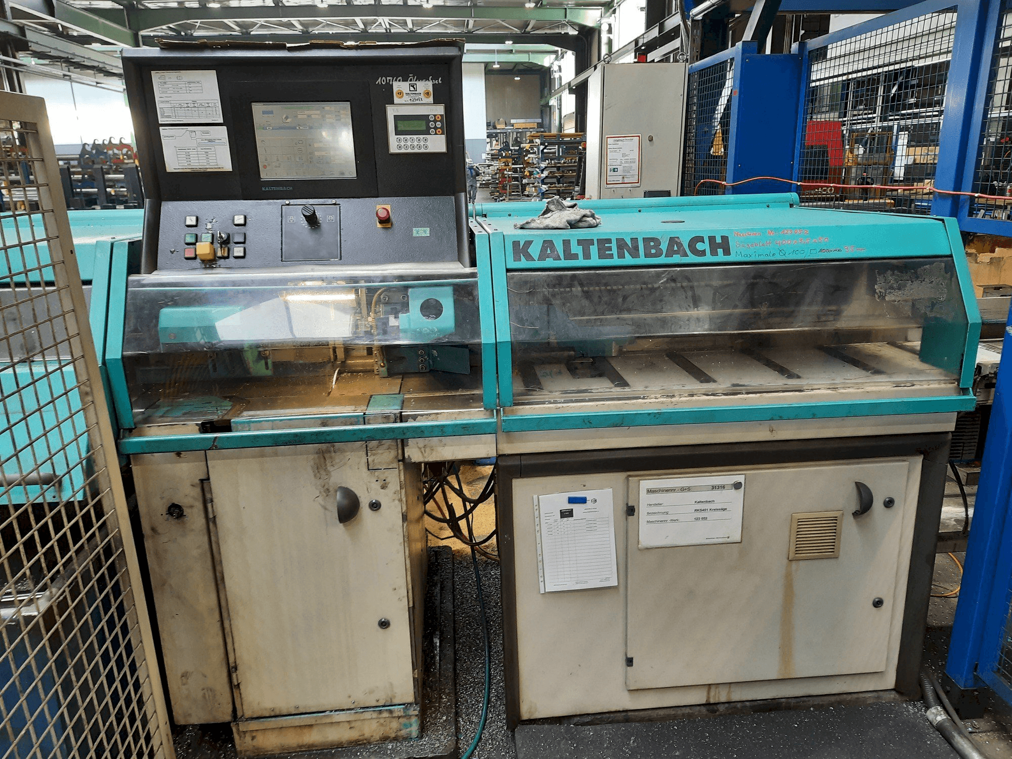 Vista frontale della macchina KALTENBACH RKS 451