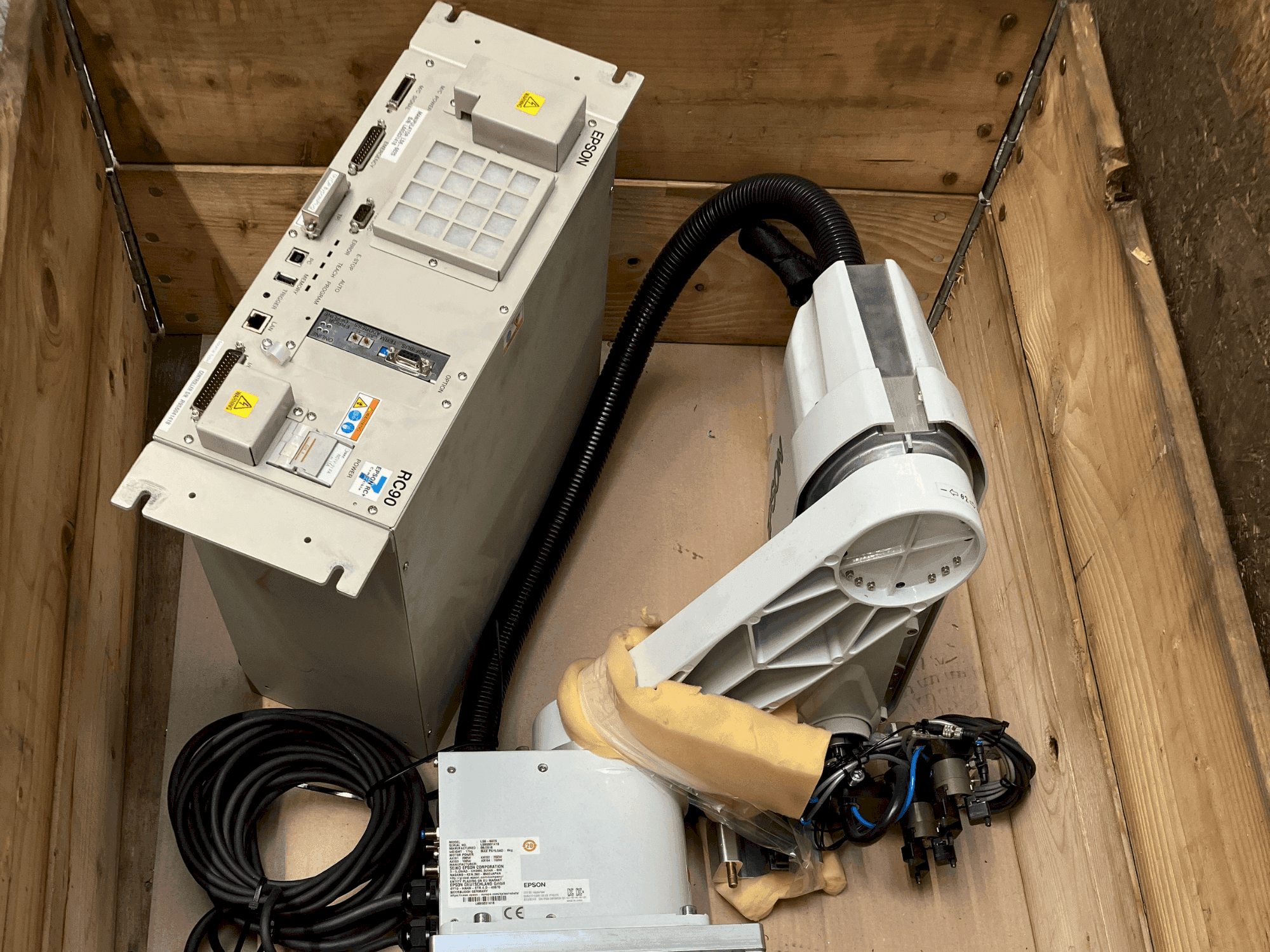 Vista frontale della macchina EPSON LS3-401S