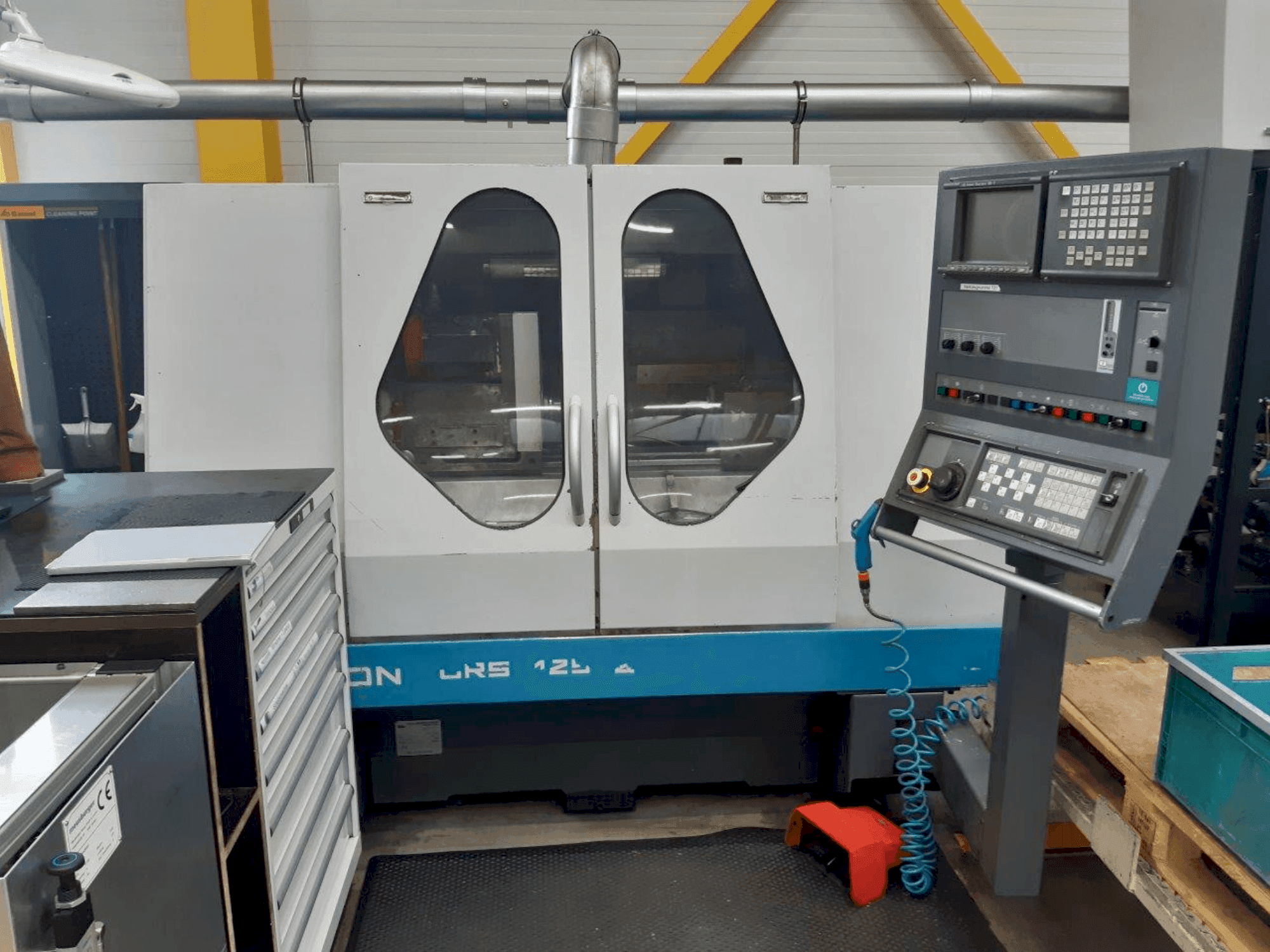 Vista frontale della macchina KELLENBERGER Kel-Vision URS 125