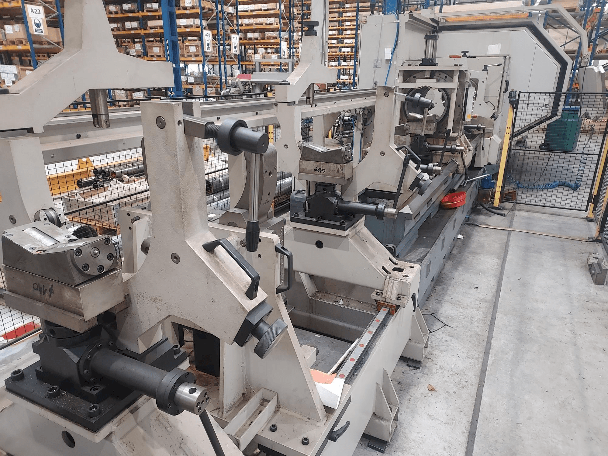 Vista frontale della macchina FAT TUR930SMN