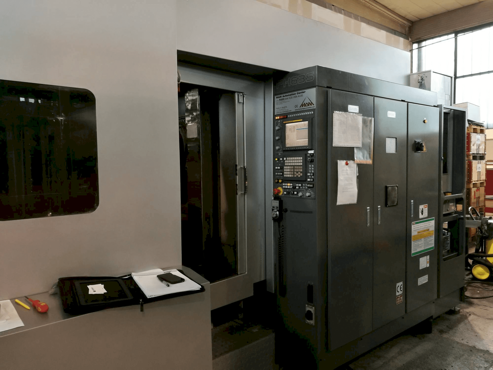 Vista frontale della macchina TOYODA FH 63S