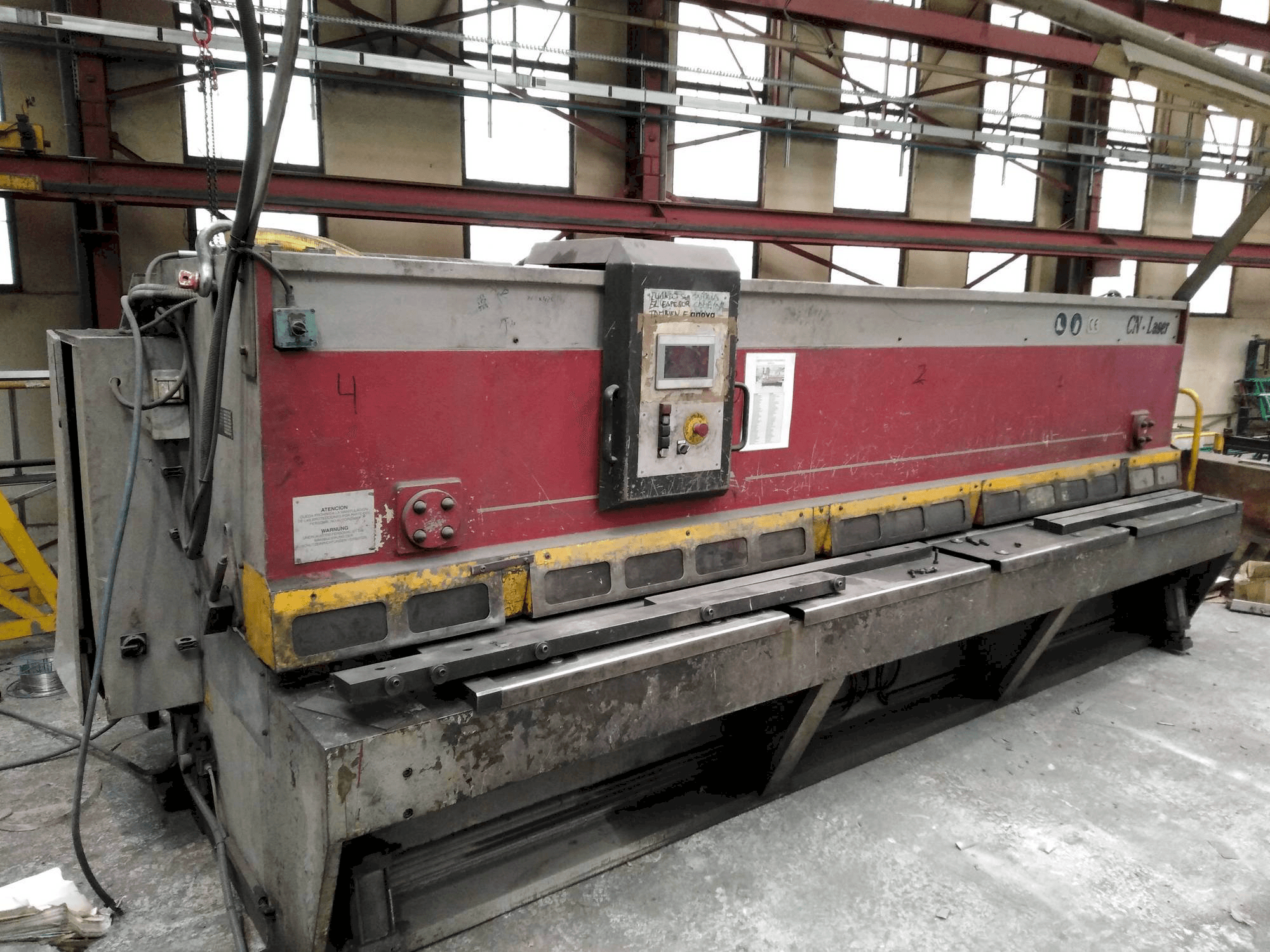 Vista frontale della macchina Casanova VCE 07-4100 X 6