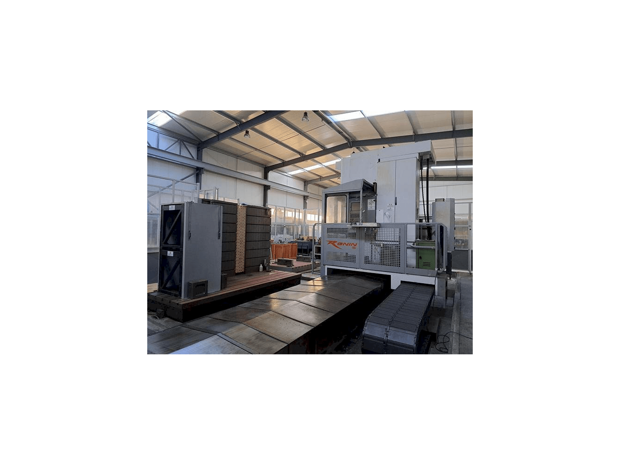 Vista frontale della macchina FPT RONIN