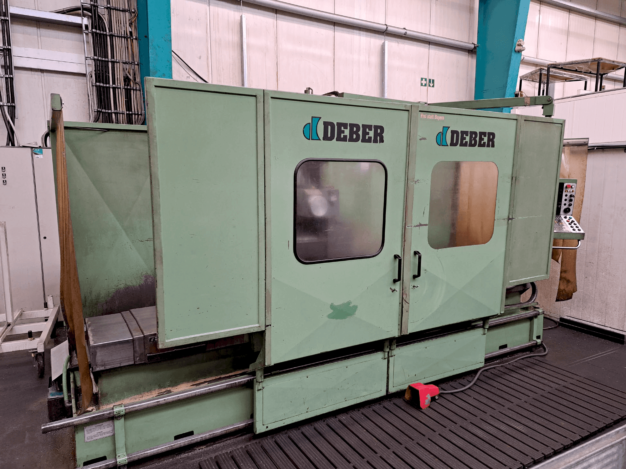 Vista frontale della macchina DEBER Dinamyc 2