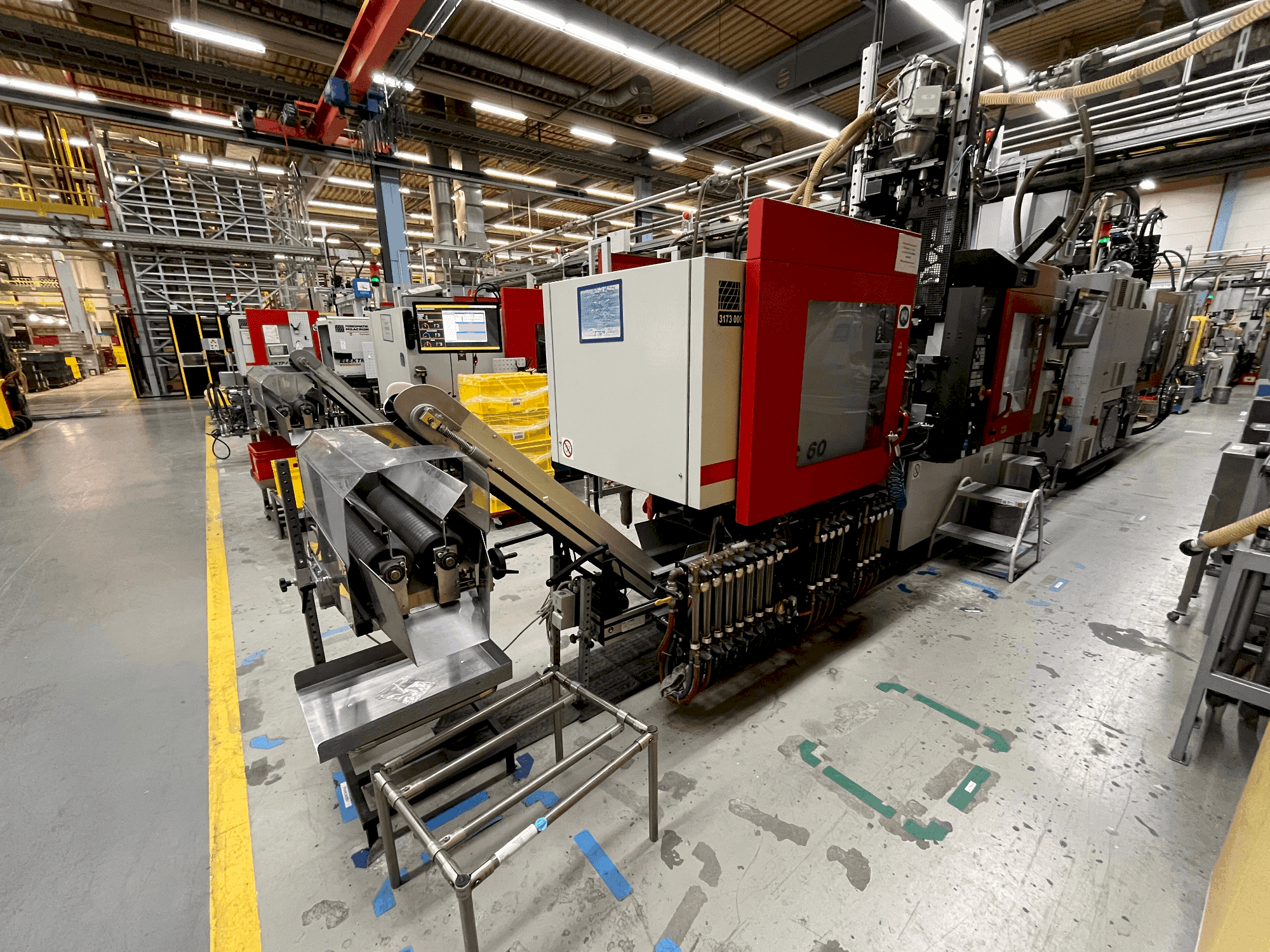 Vista frontale della macchina FERROMATIK K-TEC 60 S