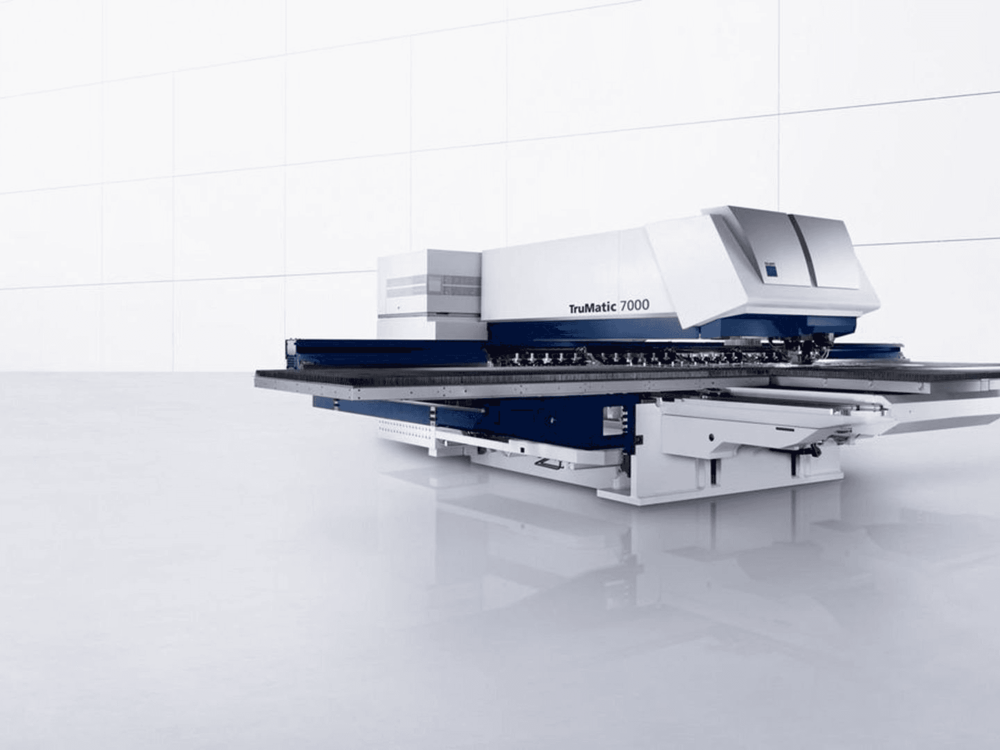 Vista frontale della macchina Trumpf TC 7000