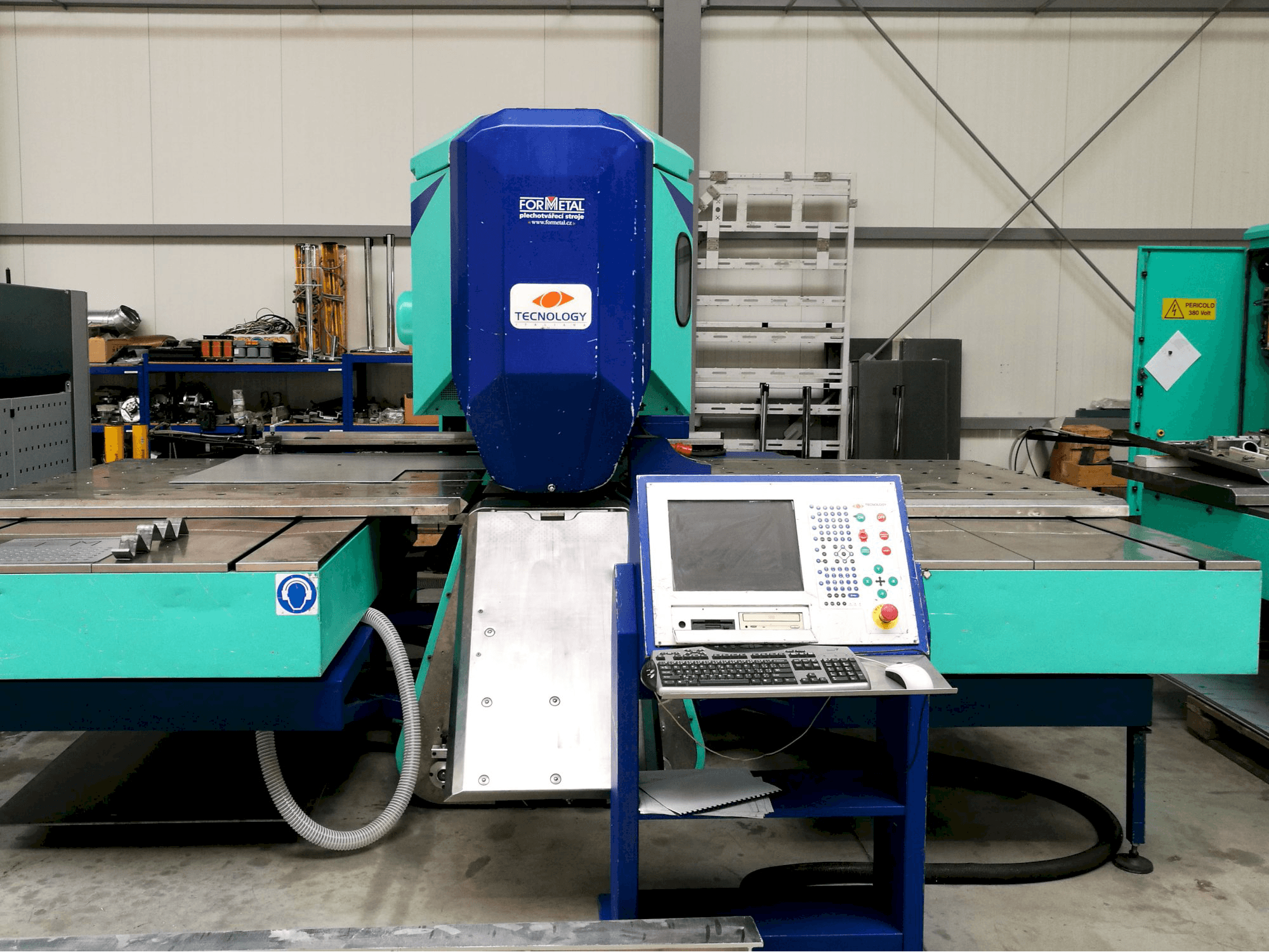 Vista frontale della macchina TECNOLOGY Italiana TECNOTRANSFER 15 SR