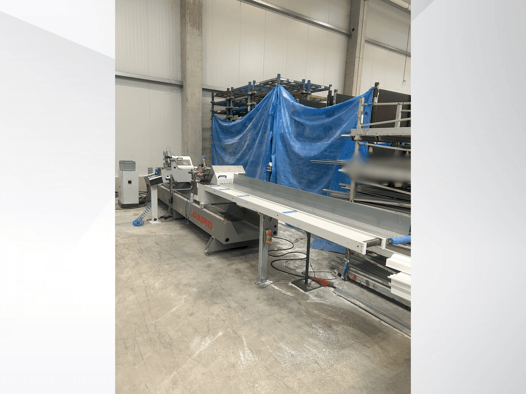 Vista frontale della macchina RAPID DGL 200-E