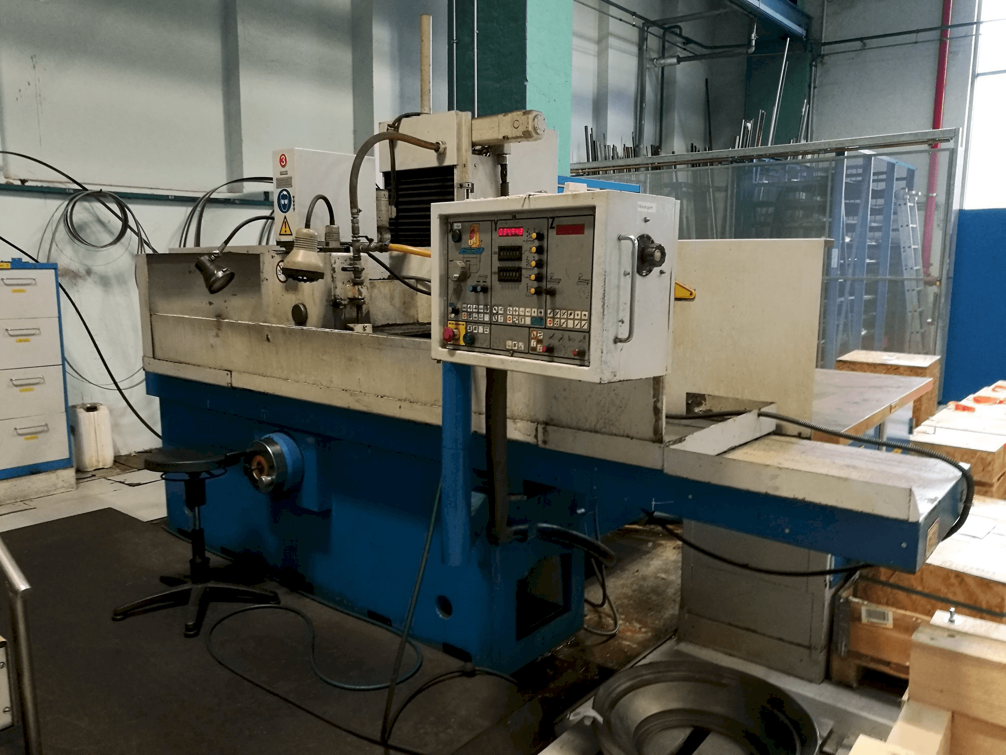 Vista frontale della macchina ELB Optimal 4 VA II