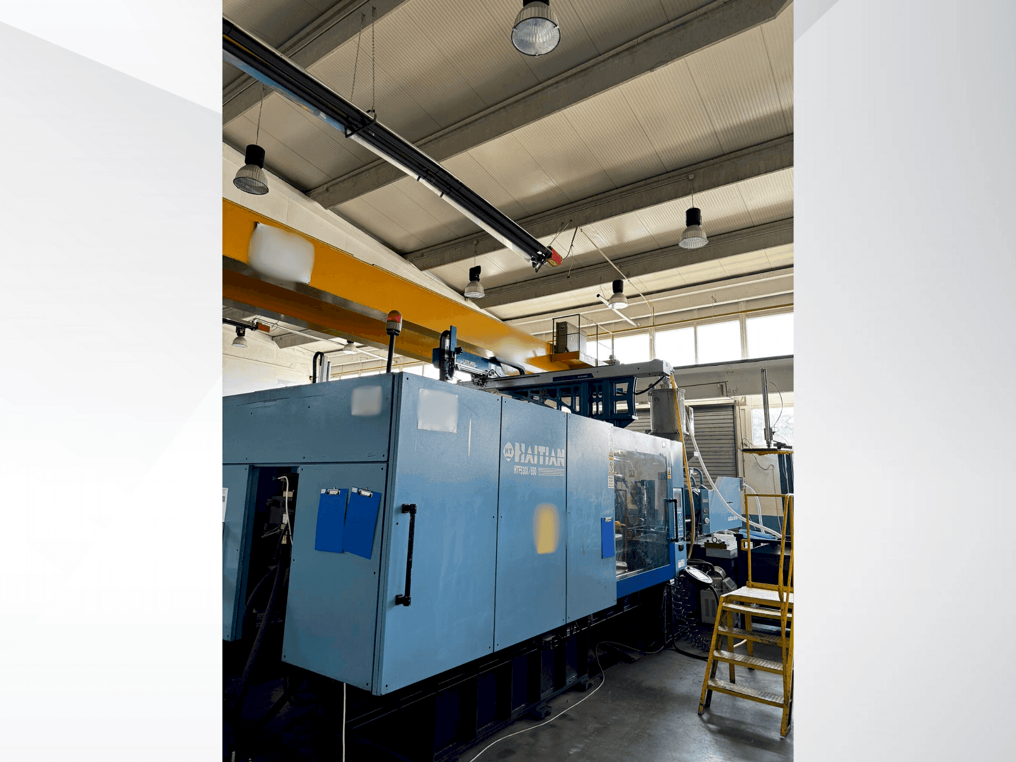 Vista frontale della macchina HAITIAN 530/650