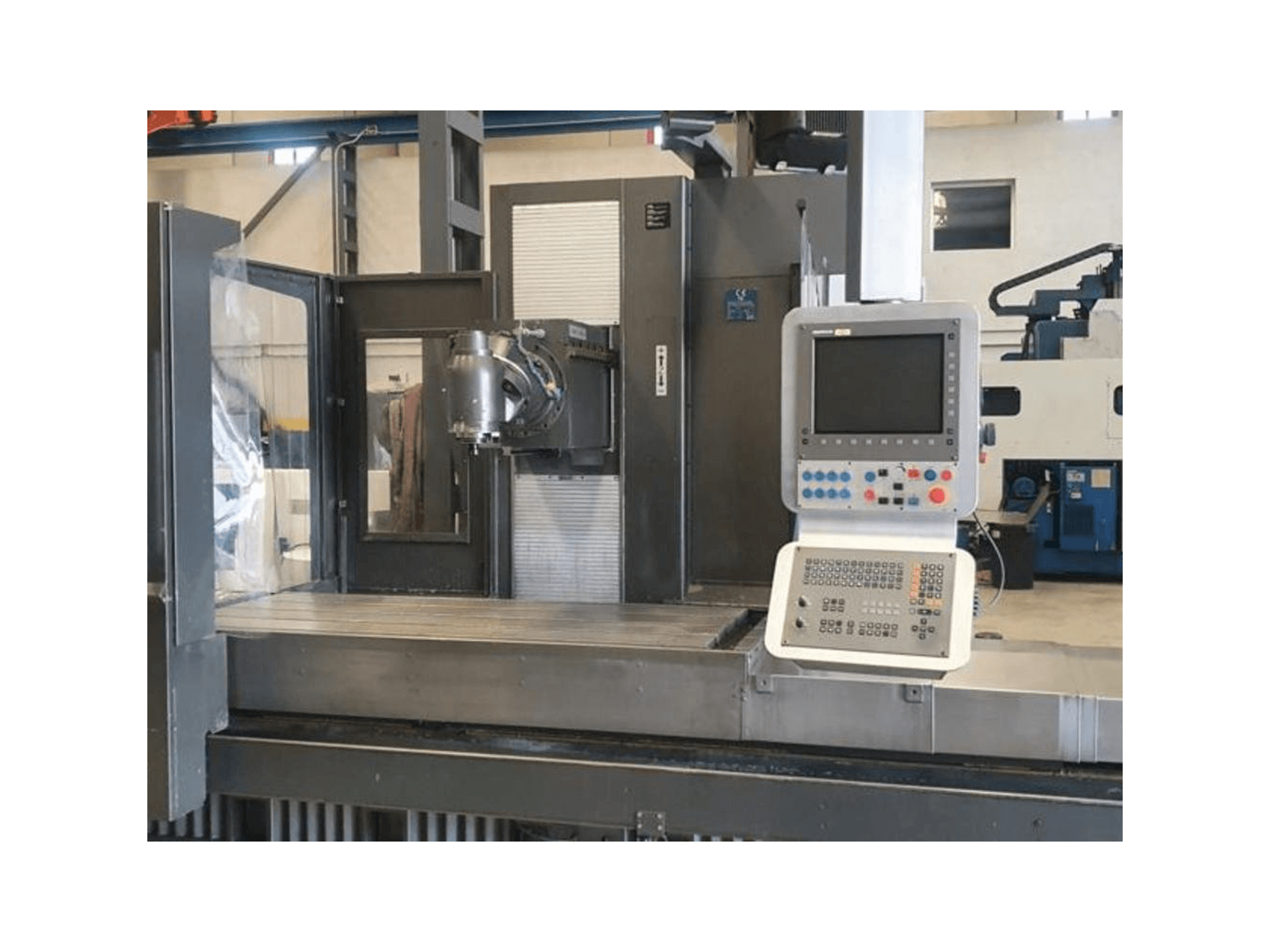 Vista frontale della macchina Nicolas Correa Diana 20