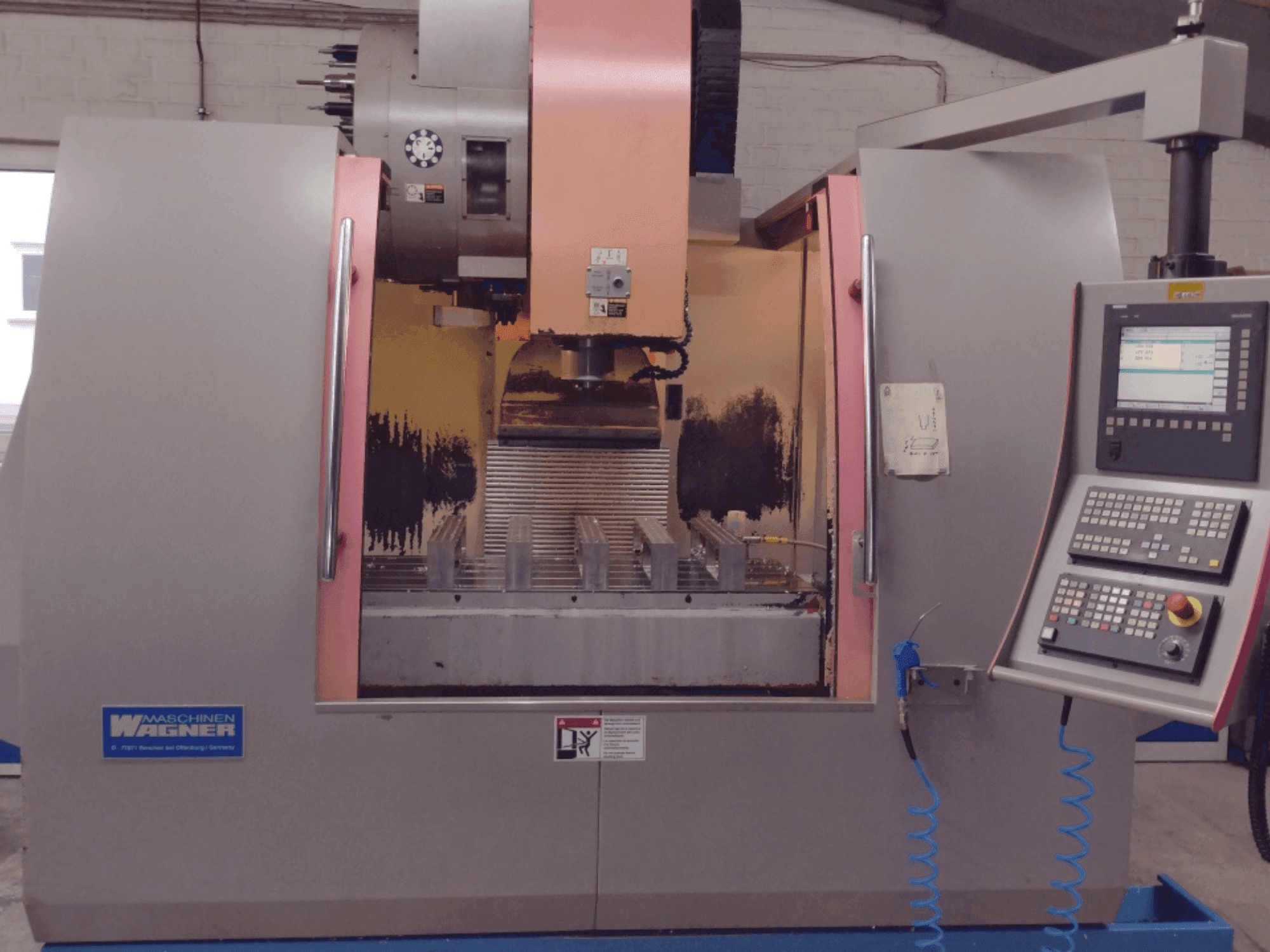 Vista frontale della macchina WAGNER WMC 1100