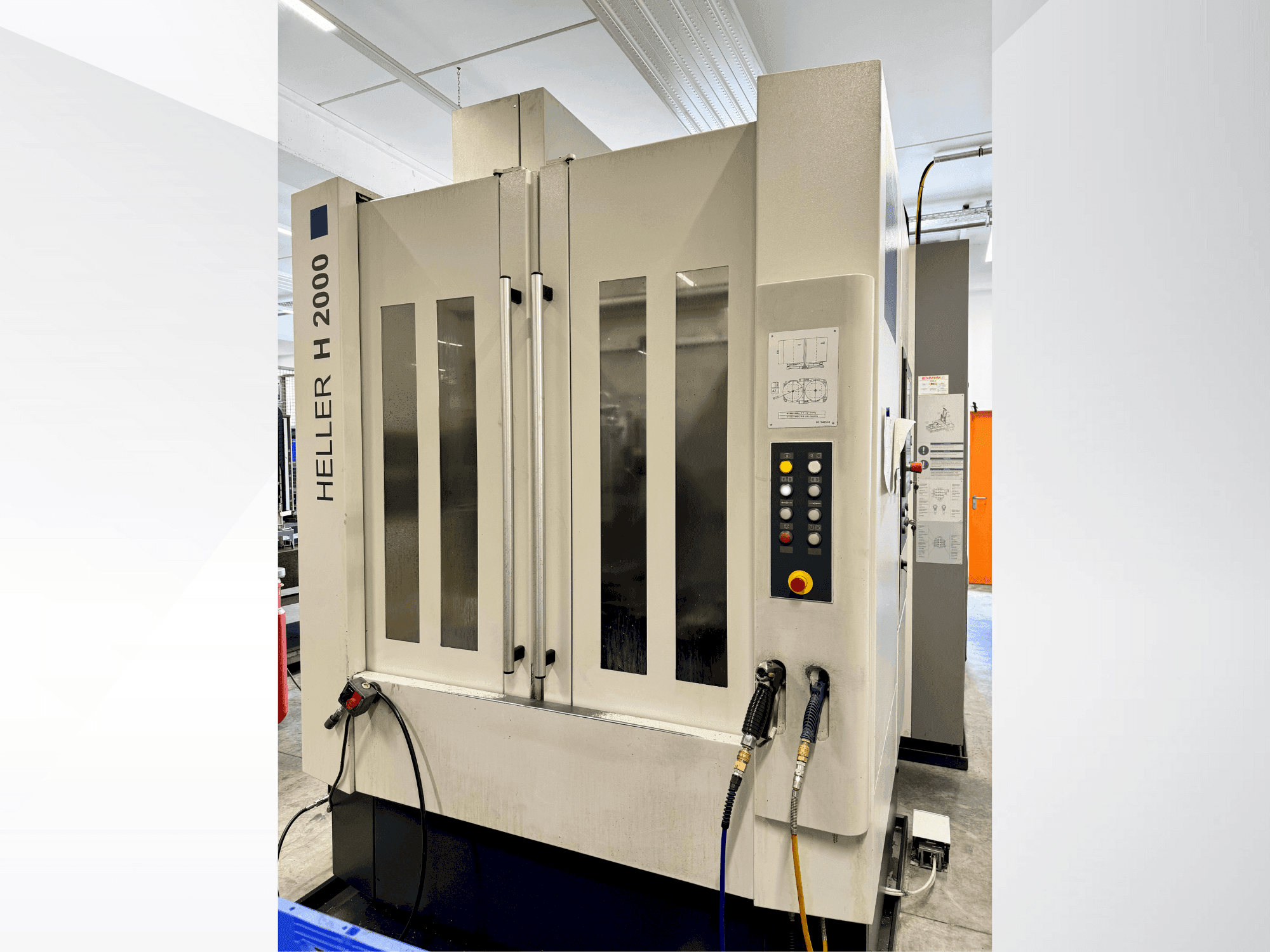 Vista frontale della macchina HELLER H2000