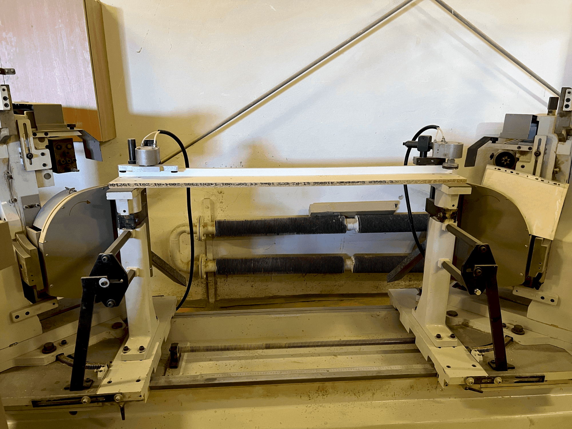 Vista frontale della macchina PADE NS21