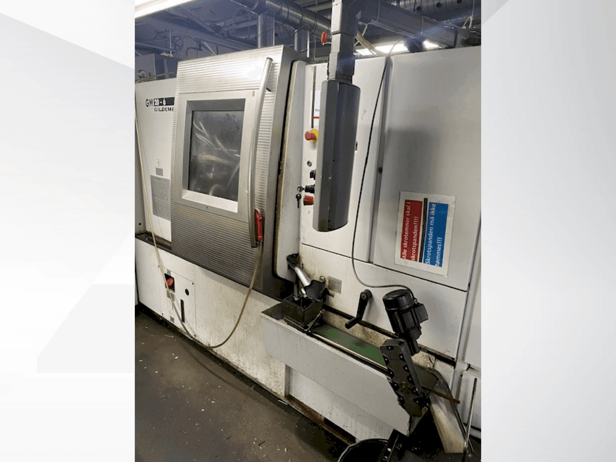 Vista frontale della macchina Gildemeister GM 20-6