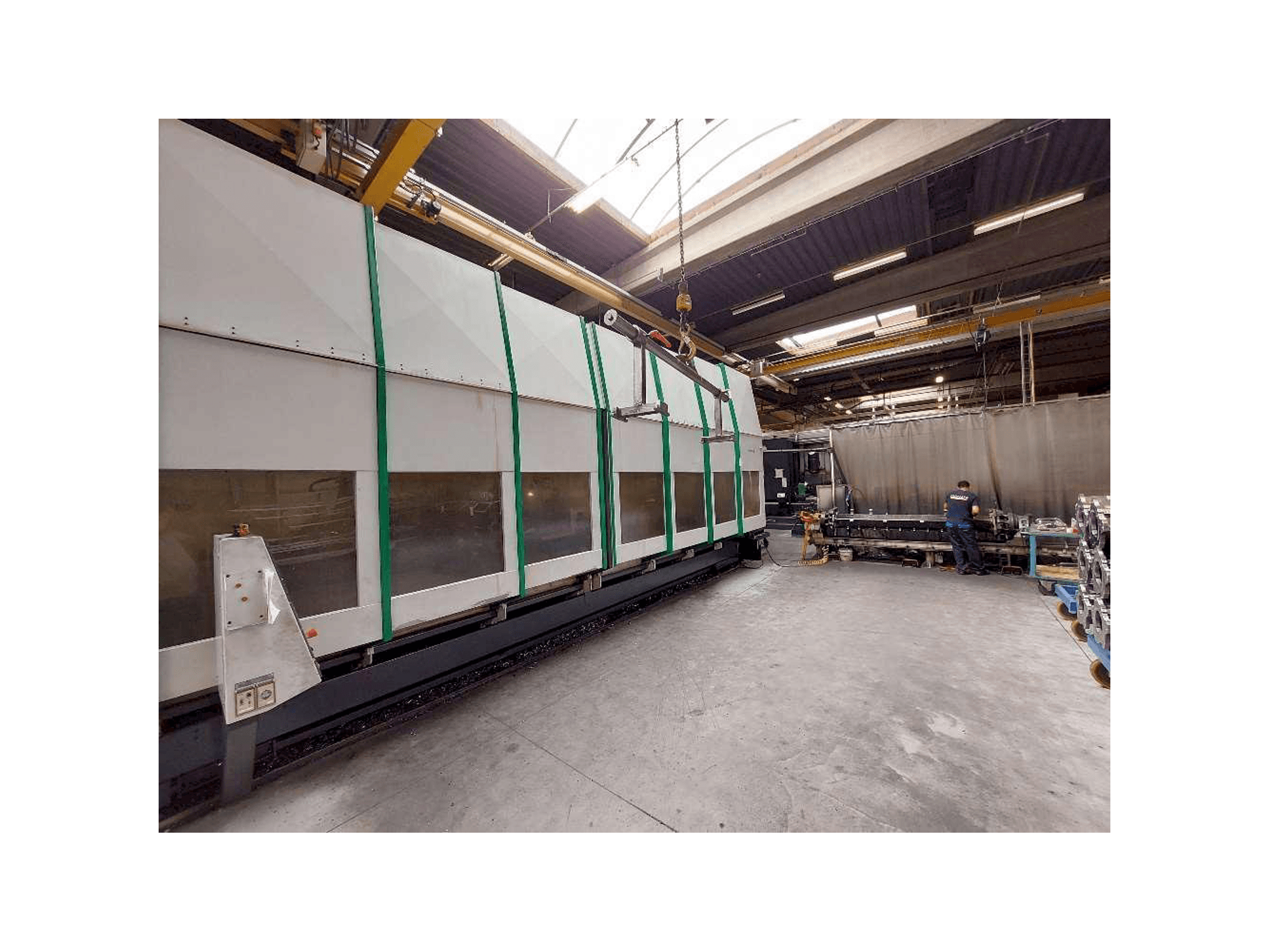 Vista frontale della macchina Unisign Univers 6 (A-as)