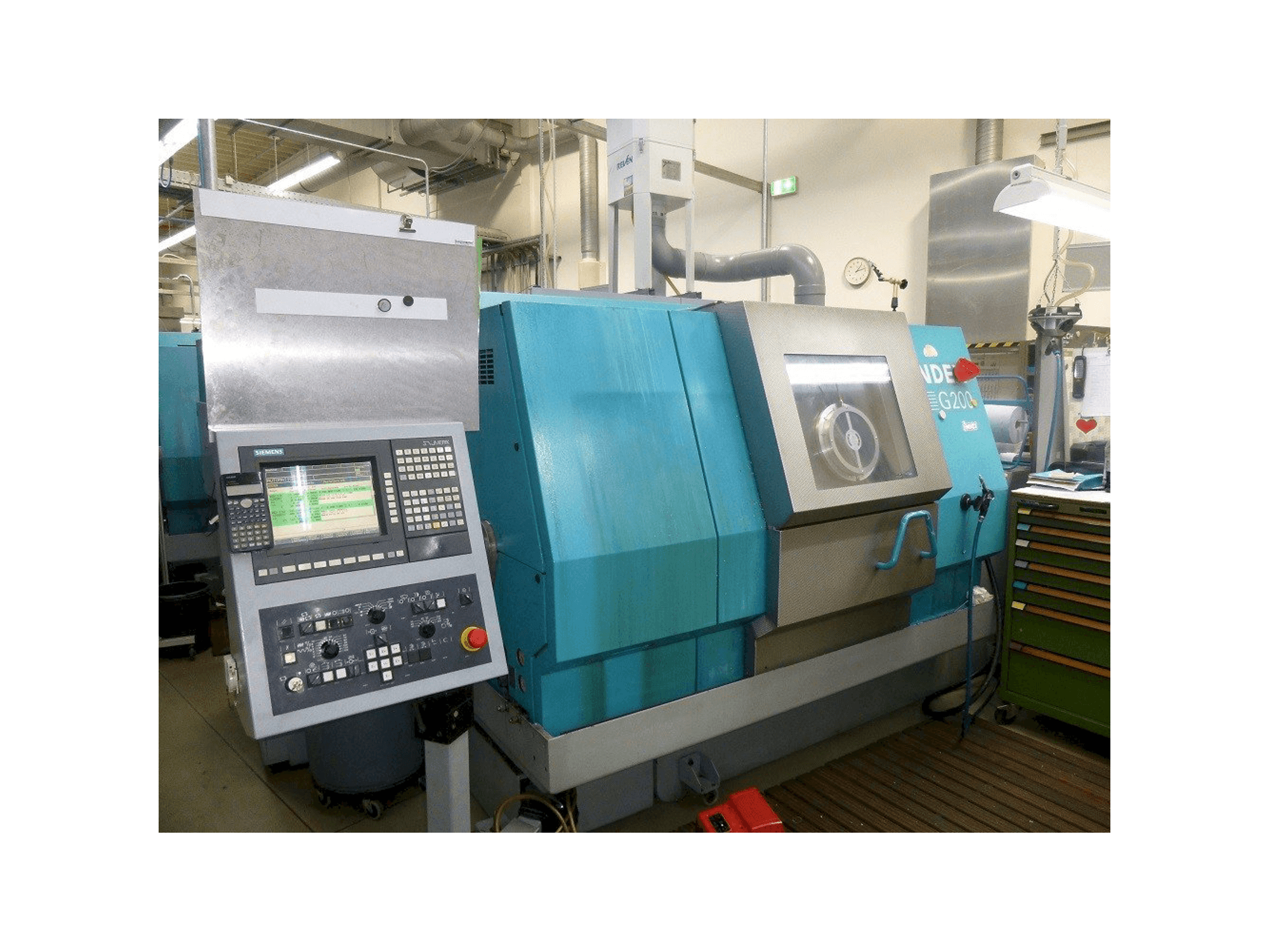 Vista frontale della macchina Index G200