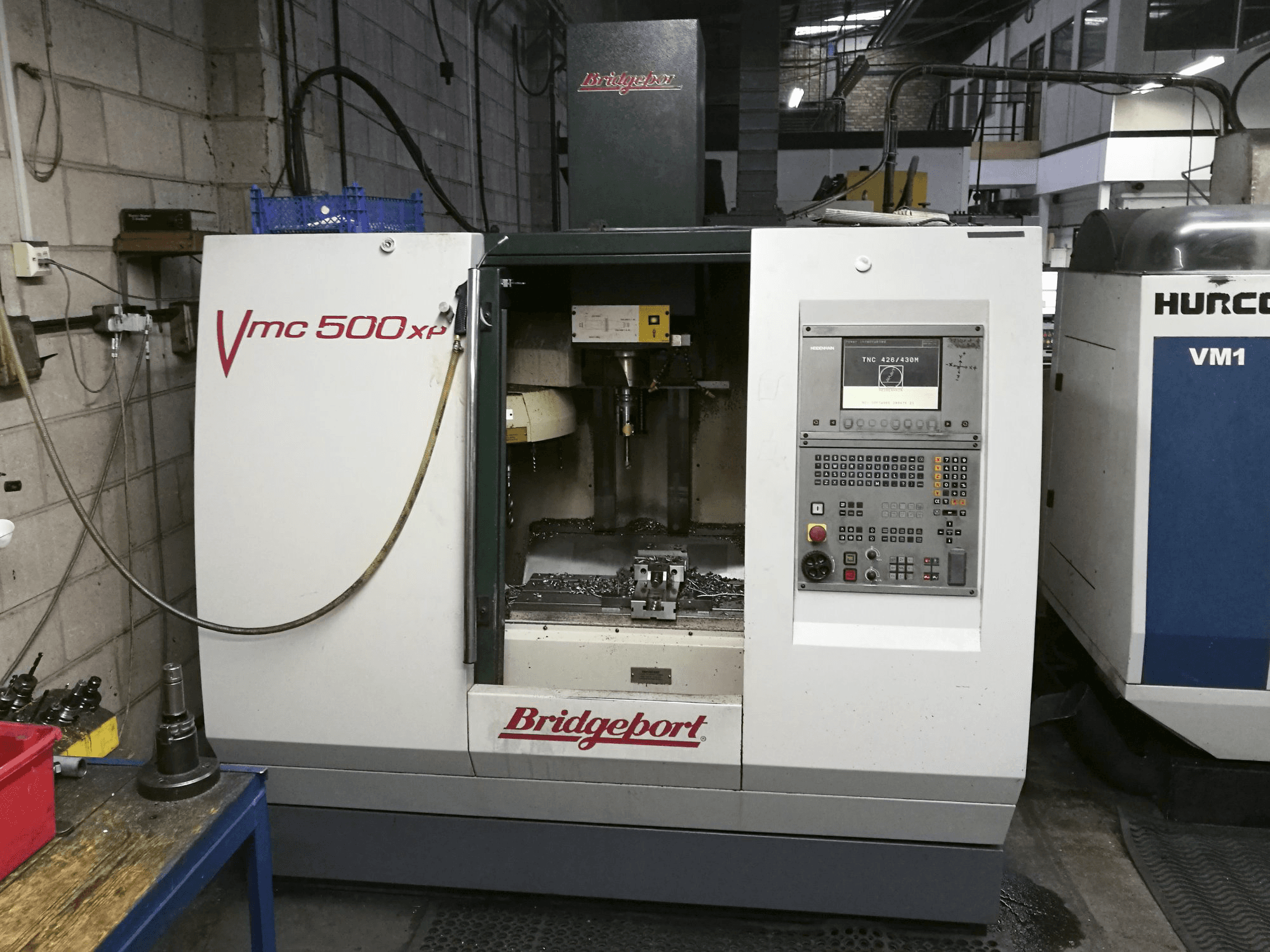Vista lato destro della macchina Bridgeport VMC 500 XP