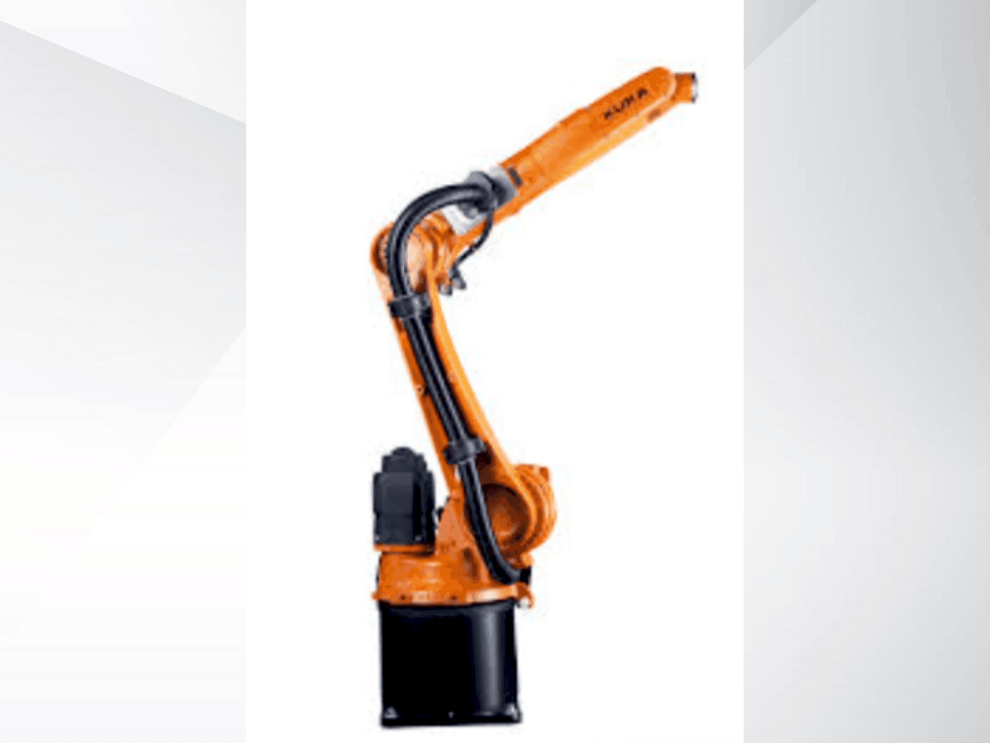 Vista frontale della macchina KUKA KR 6 R1820