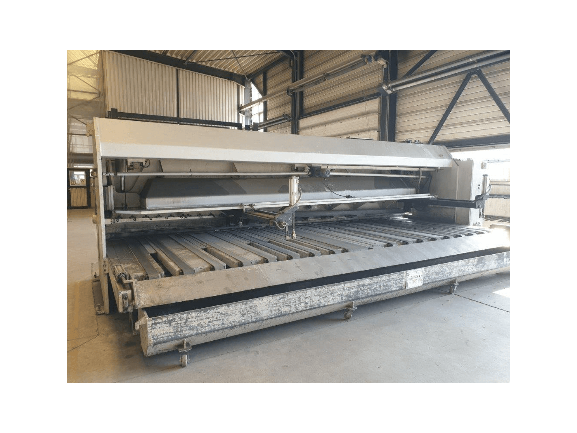 Vista frontale della macchina Weinbrenner TSV 6 / 6100