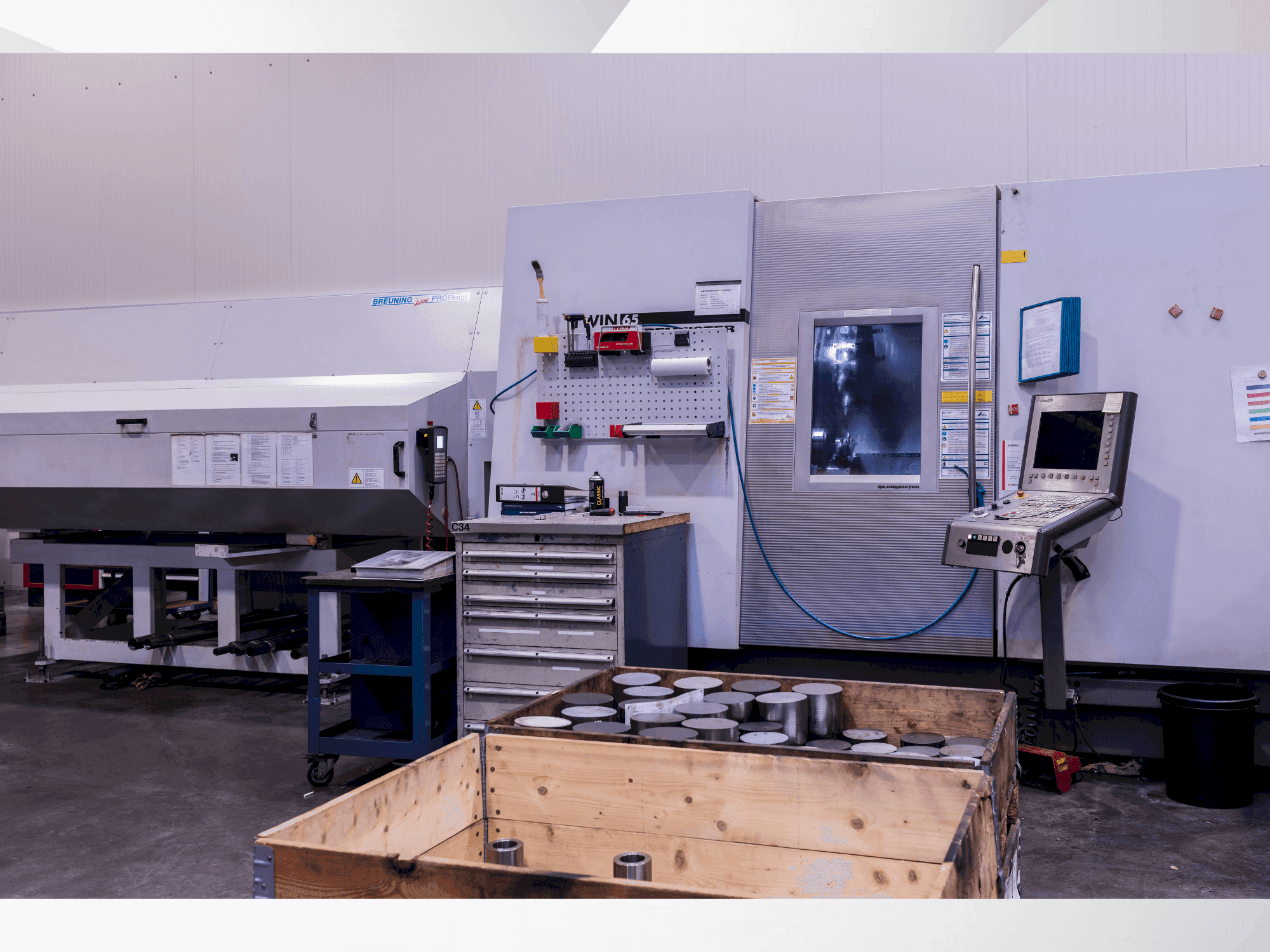 Vista frontale della macchina DMG Gildemeister Twin 65