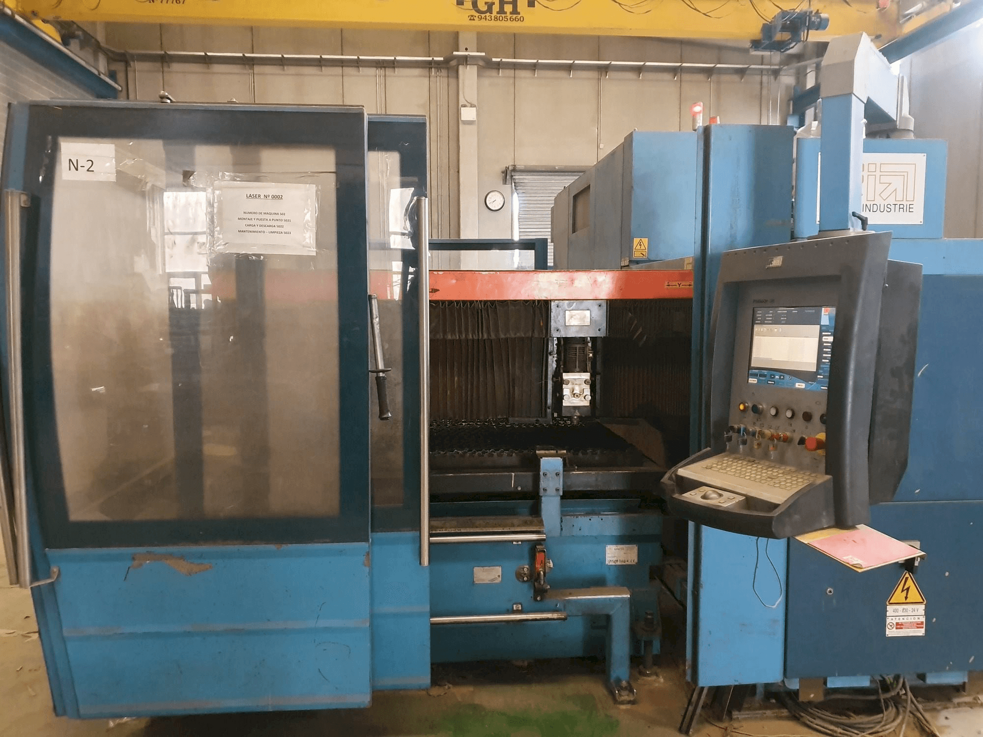 Vista frontale della macchina Prima Industrie Platino 1530HS