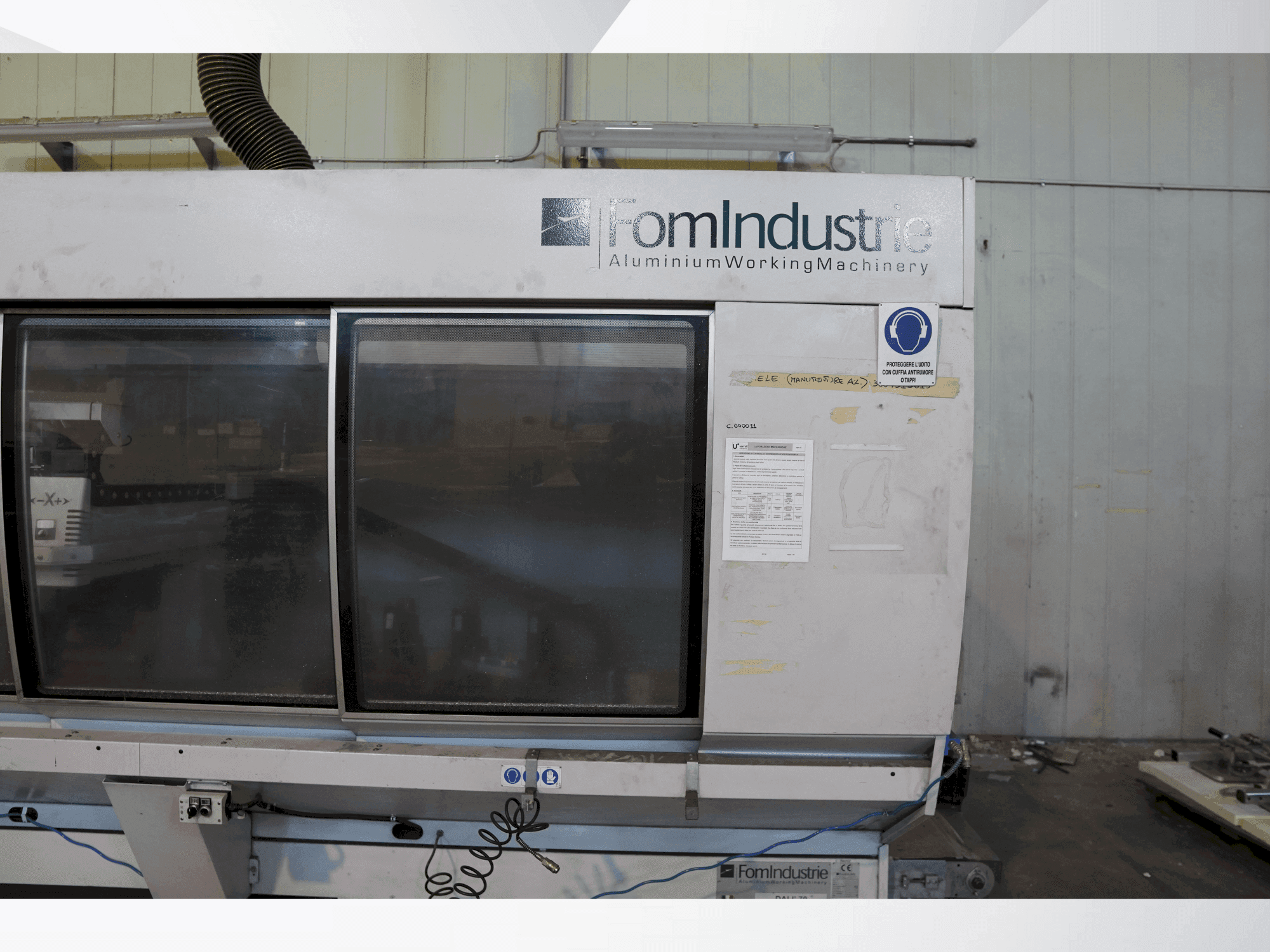 Vista frontale della macchina FomIndustrie DALI 70