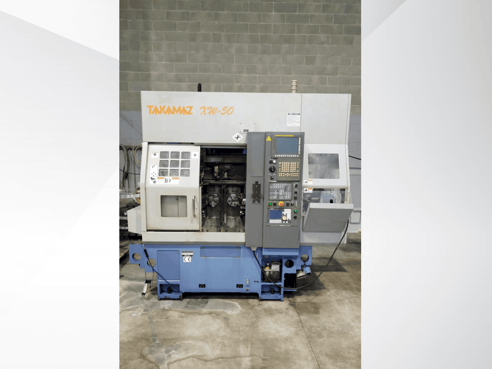 Vista frontale della macchina Takamaz NW 50