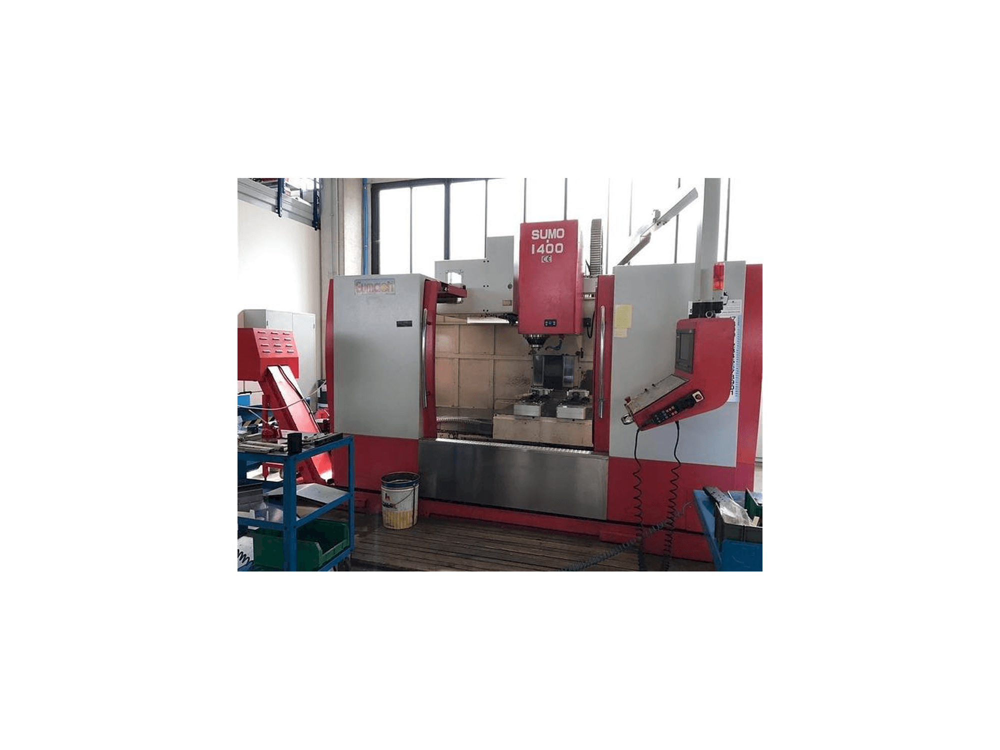 Vista frontale della macchina Eumach SUMO 1400