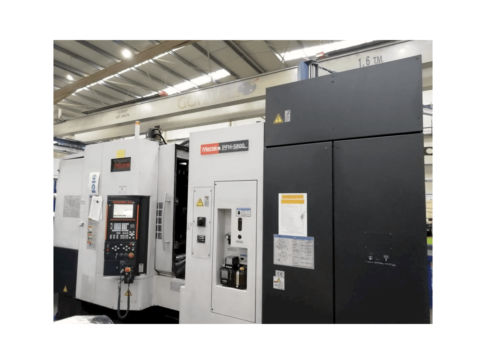 Vista frontale della macchina Mazak PFH 5800